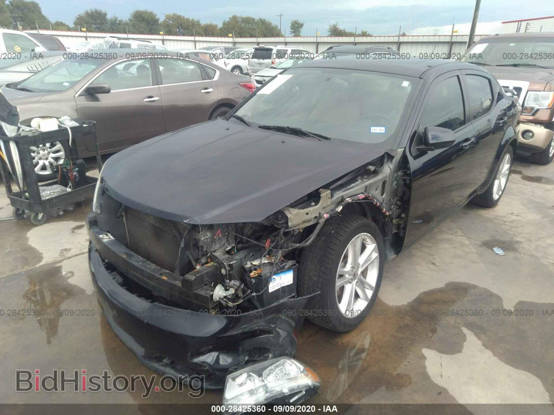 2012 DODGE AVENGER - VIN: 1C3CDZCB1CN275939 - Photo 2