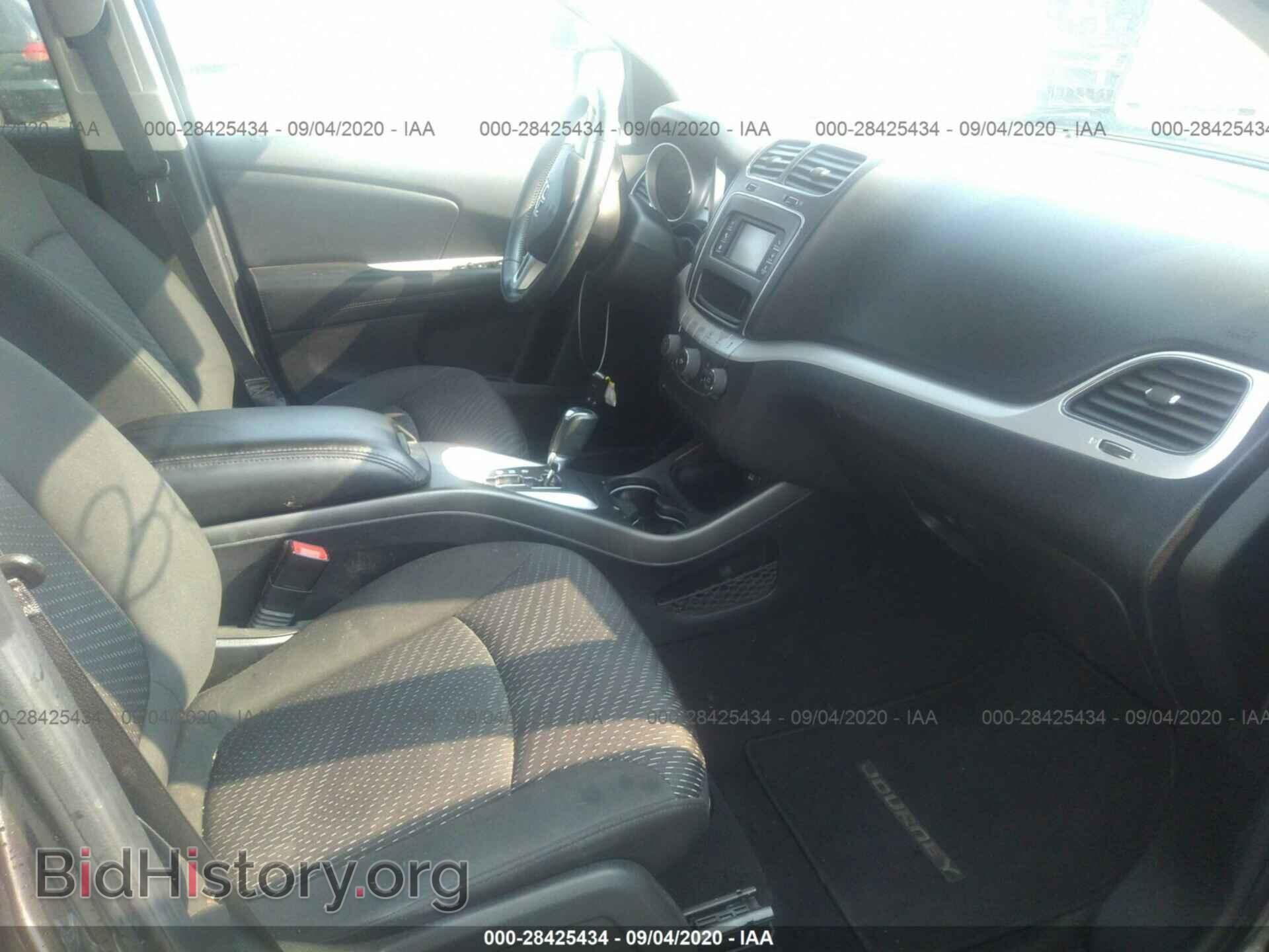 2017 DODGE JOURNEY - VIN: 3C4PDCAB0HT695552 - Photo 5