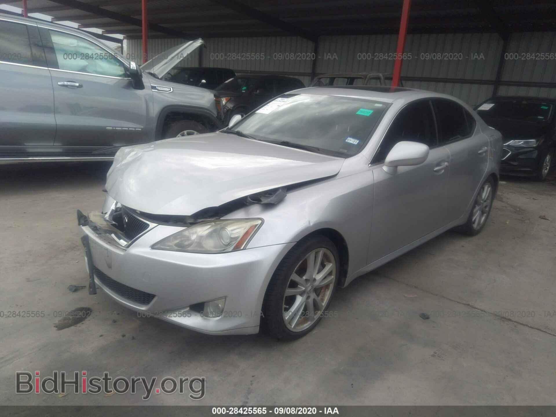 2006 LEXUS IS 350 - VIN: JTHBE262762004900 - Фото 2