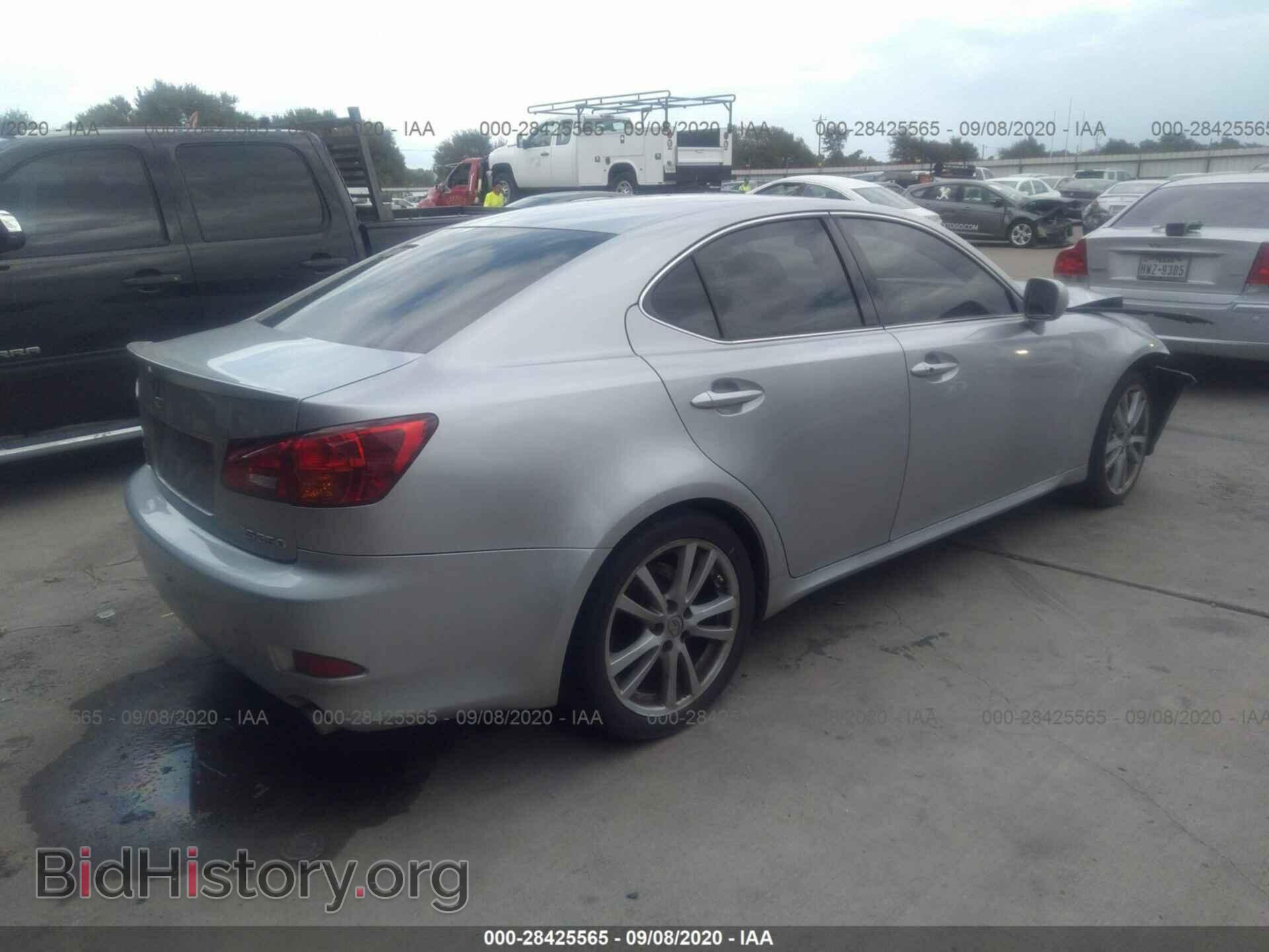 2006 LEXUS IS 350 - VIN: JTHBE262762004900 - Фото 4