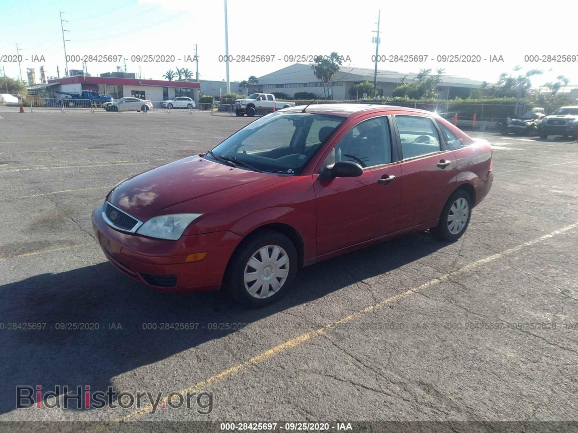 2005 FORD FOCUS - VIN: 1FAFP34N05W294944 - Фото 2