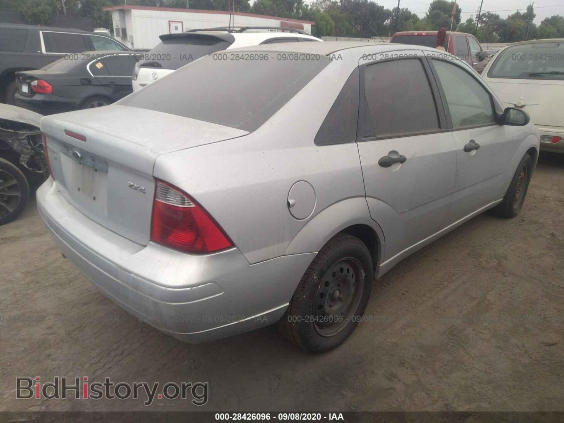 2005 FORD FOCUS - VIN: 1FAFP34N95W283893 - Фото 4