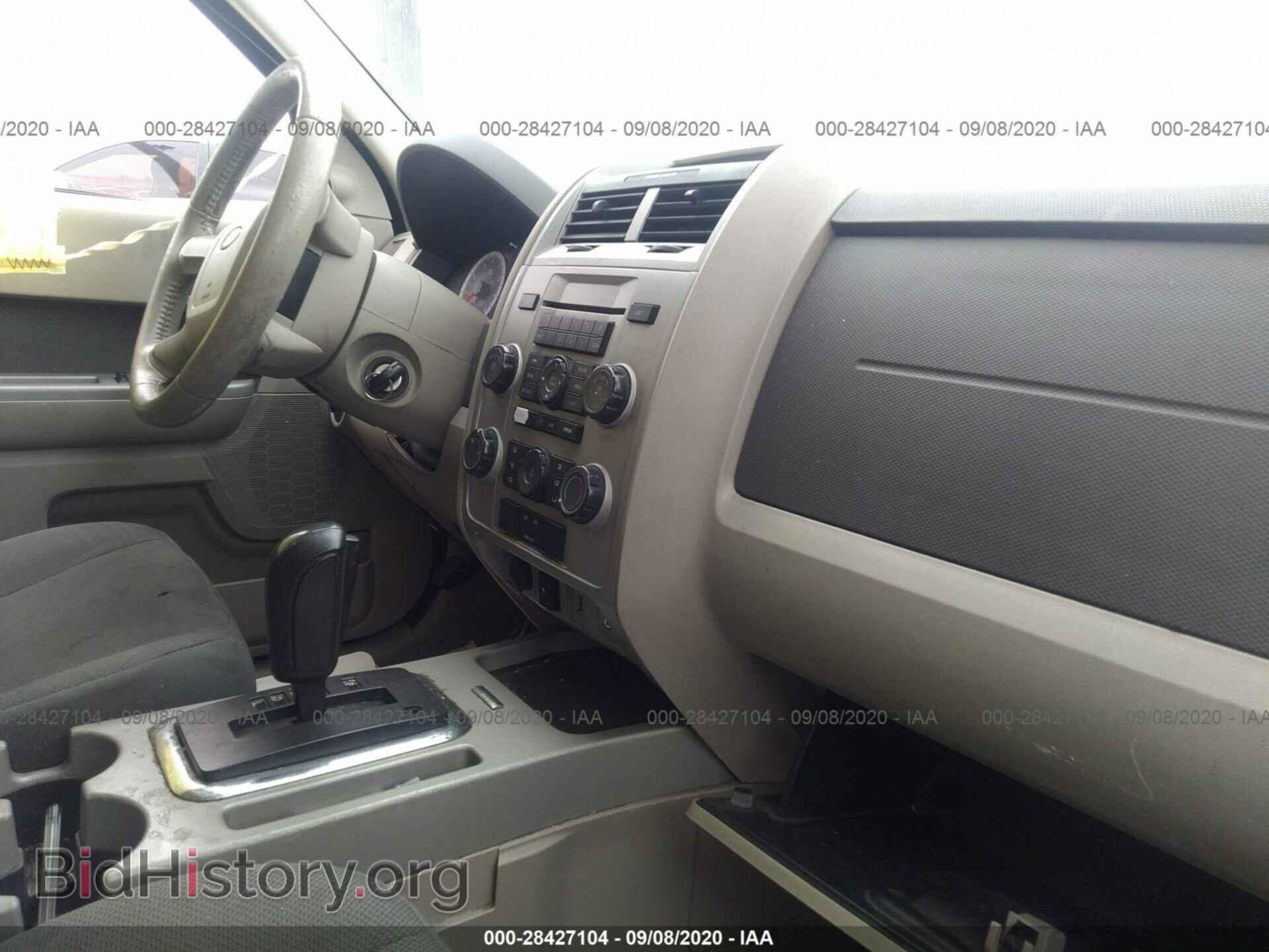 2009 FORD ESCAPE - VIN: 1FMCU03719KC98842 - Фото 5