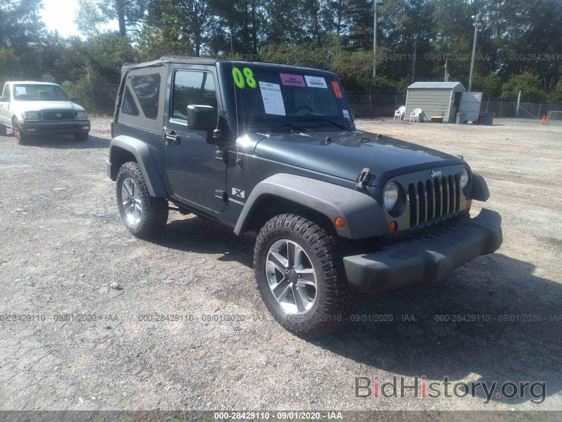 Photo 1J4FA24128L587425 - JEEP WRANGLER 2008