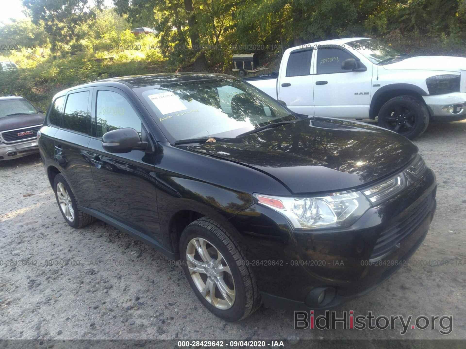 Photo JA4AZ3A39EZ009913 - MITSUBISHI OUTLANDER 2014