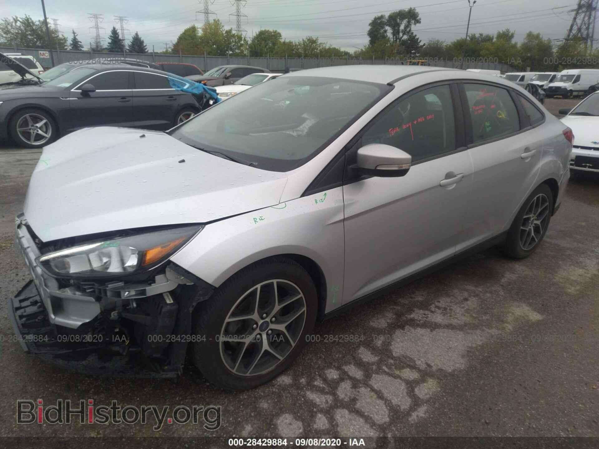 2018 FORD FOCUS - VIN: 1FADP3F20JL221465 - Фото 2