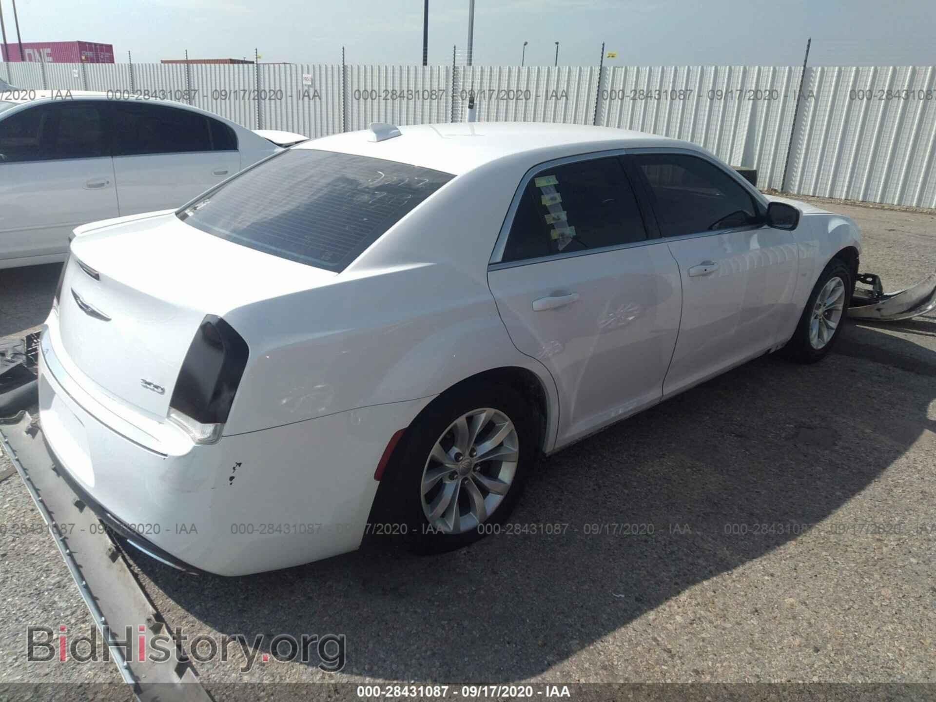 2016 CHRYSLER 300 - VIN: 2C3CCAAG9GH151368 - Фото 4