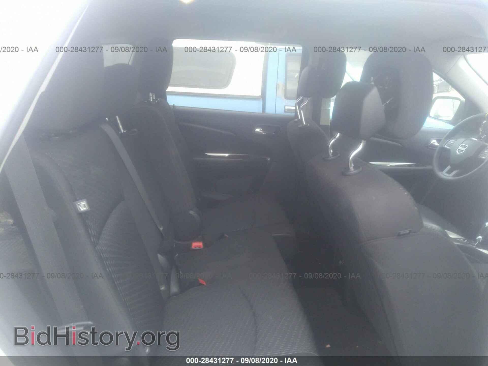 2018 DODGE JOURNEY - VIN: 3C4PDCAB7JT208630 - Фото 8