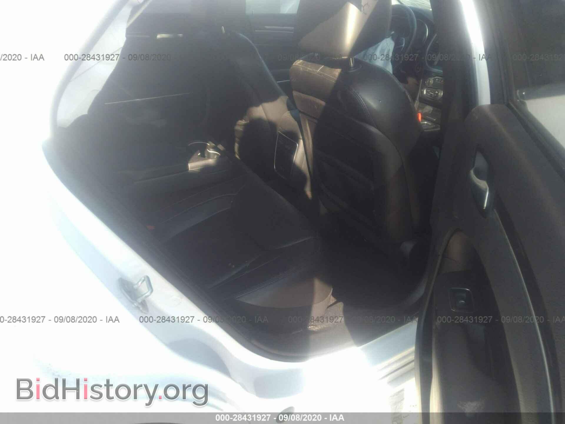 2016 CHRYSLER 300 - VIN: 2C3CCAAGXGH358237 - Фото 8