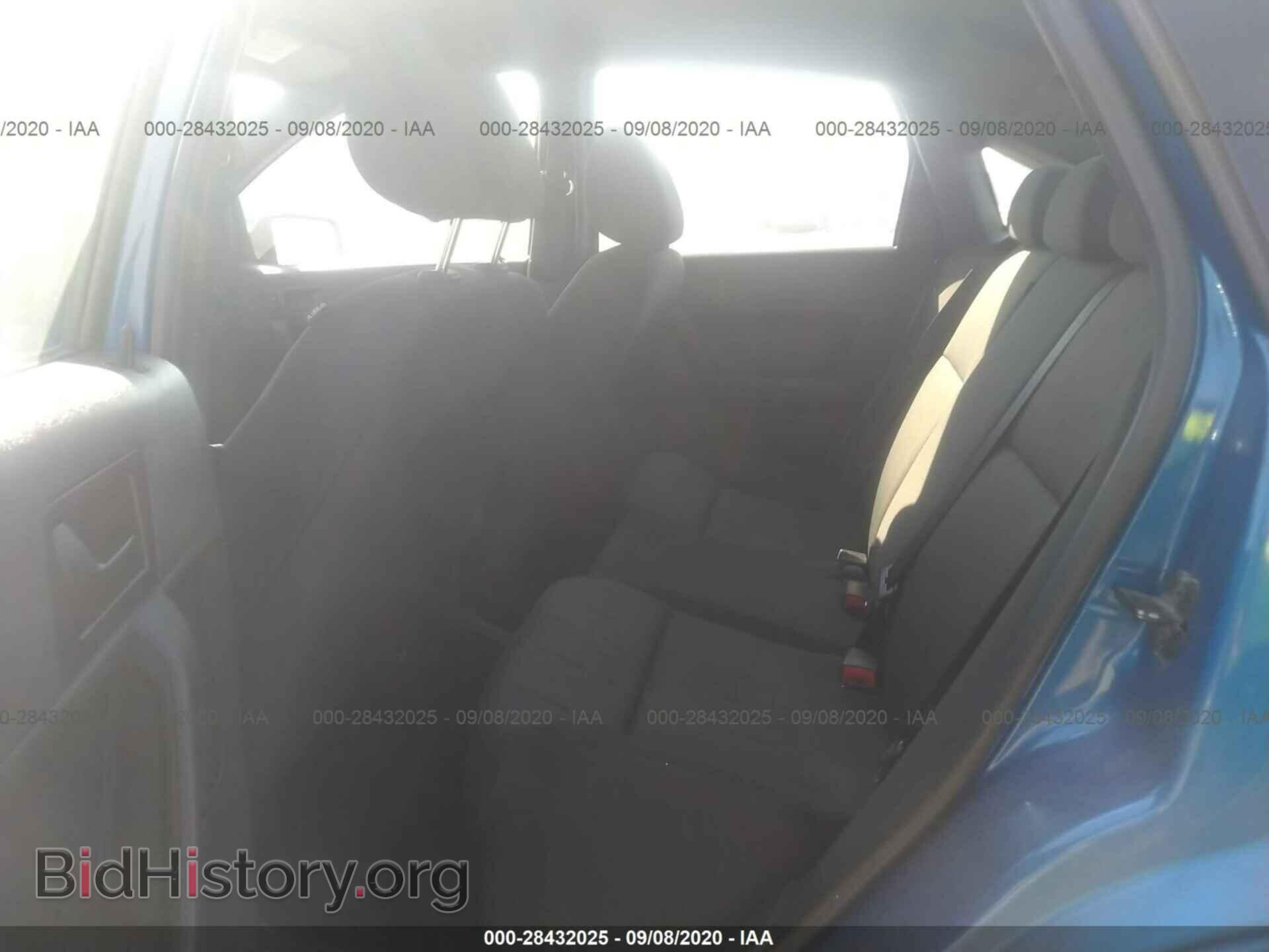 2010 FORD FOCUS - VIN: 1FAHP3FN9AW207011 - Фото 8