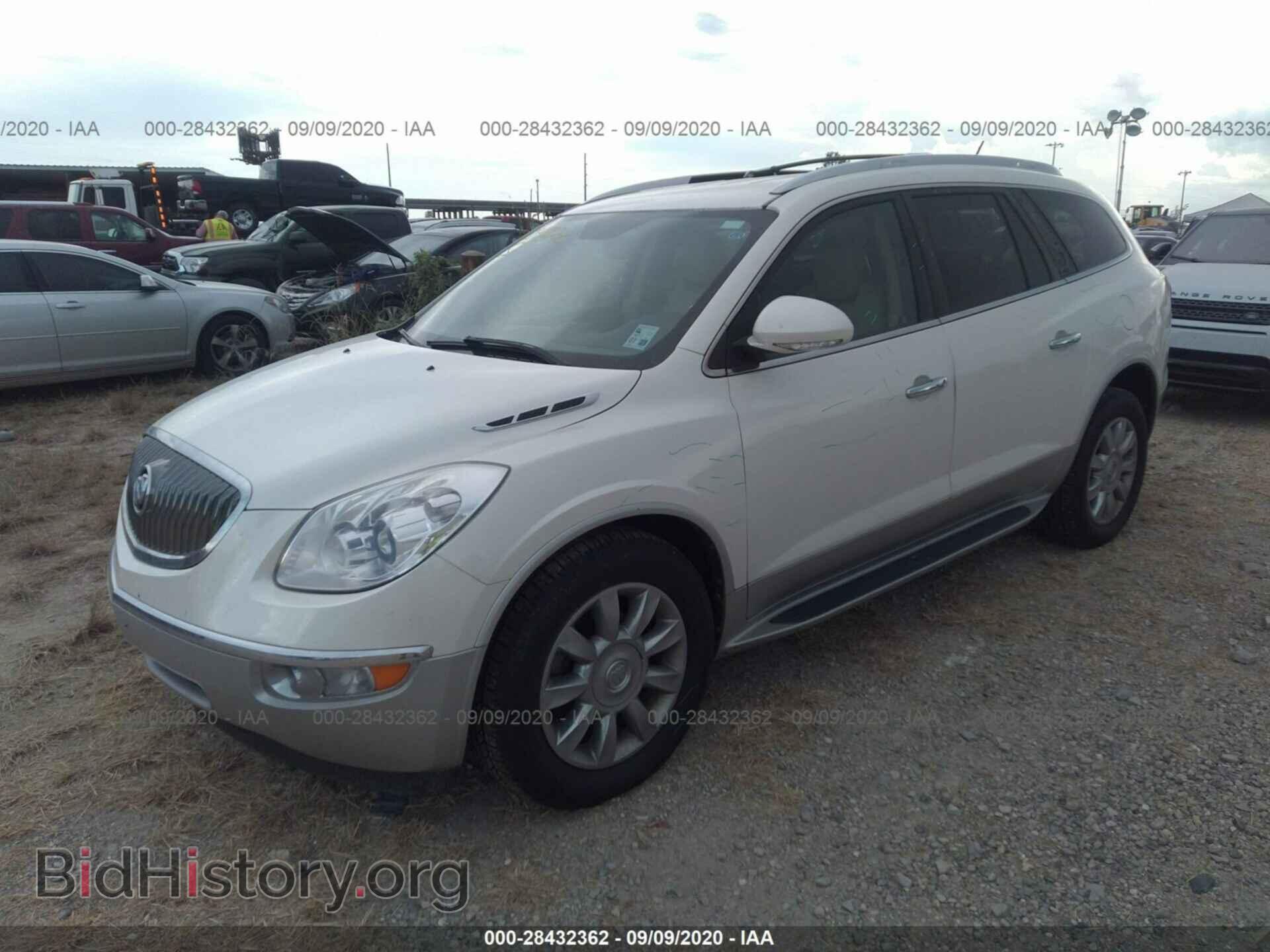 2012 BUICK ENCLAVE - VIN: 5GAKRDED4CJ317409 - Photo 2