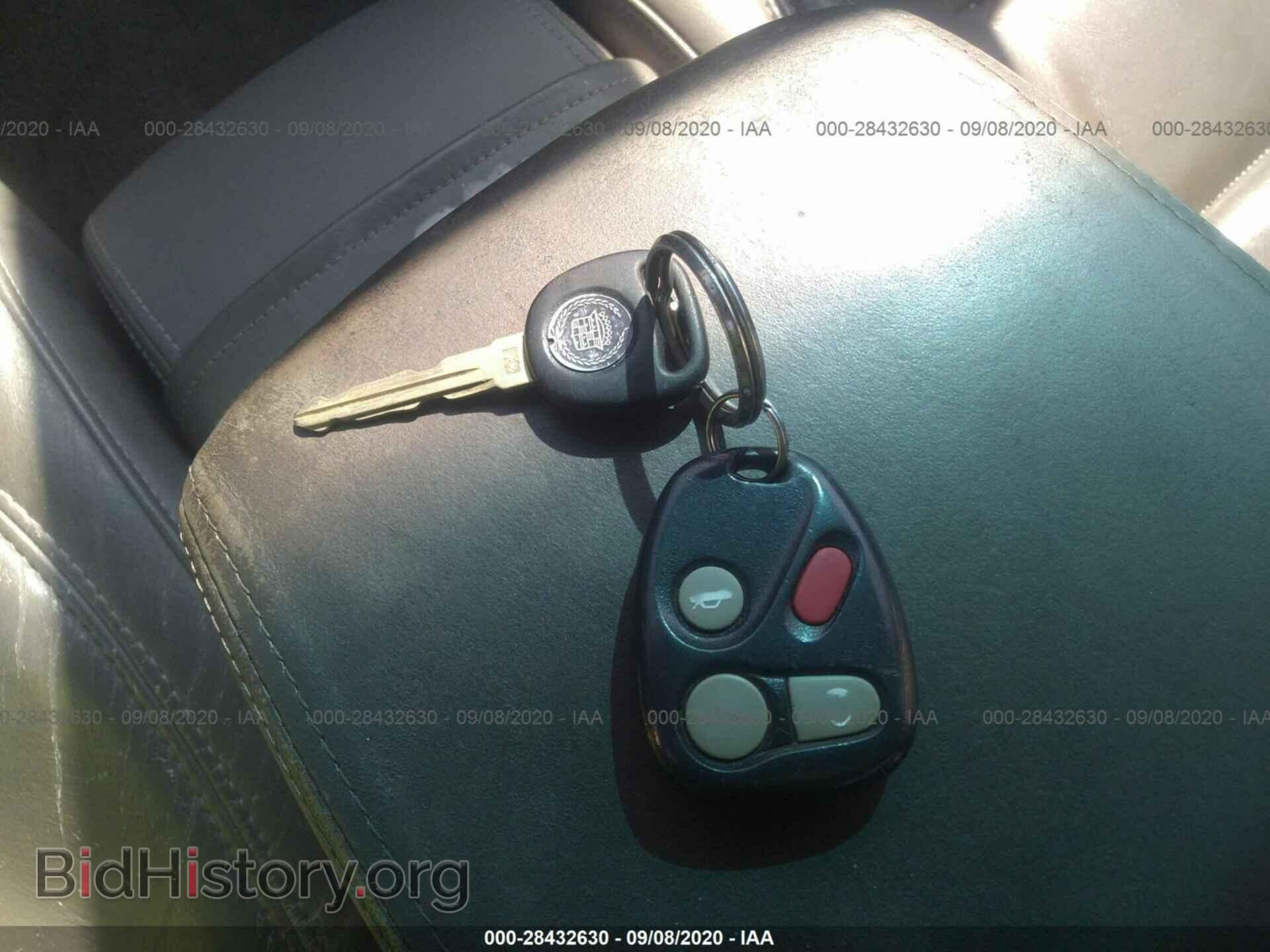 2000 CADILLAC DEVILLE - VIN: 1G6KD54Y8YU267209 - Фото 11