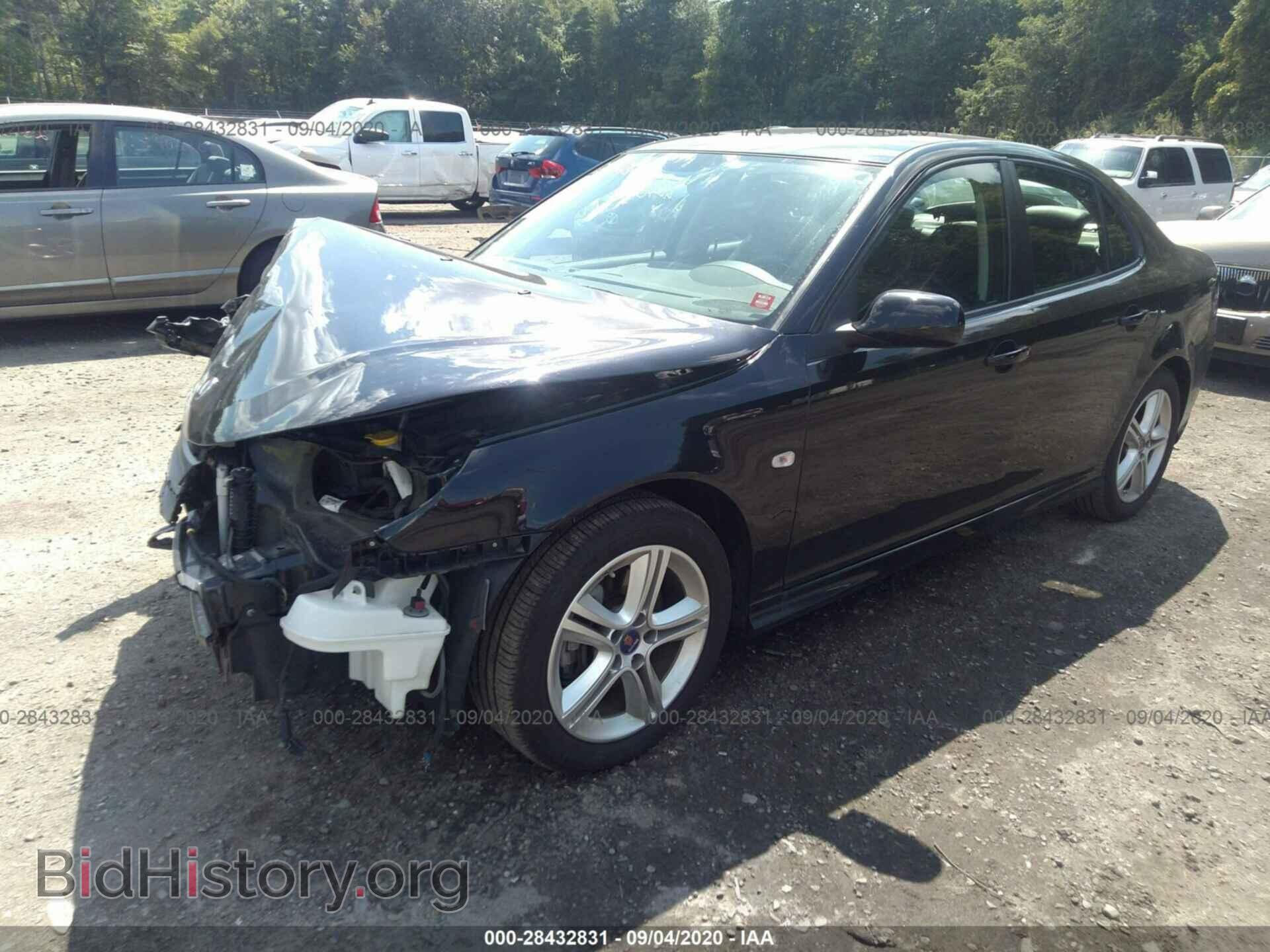 2011 SAAB 9-3 - VIN: YS3FC4BY8B1307420 - Фото 2