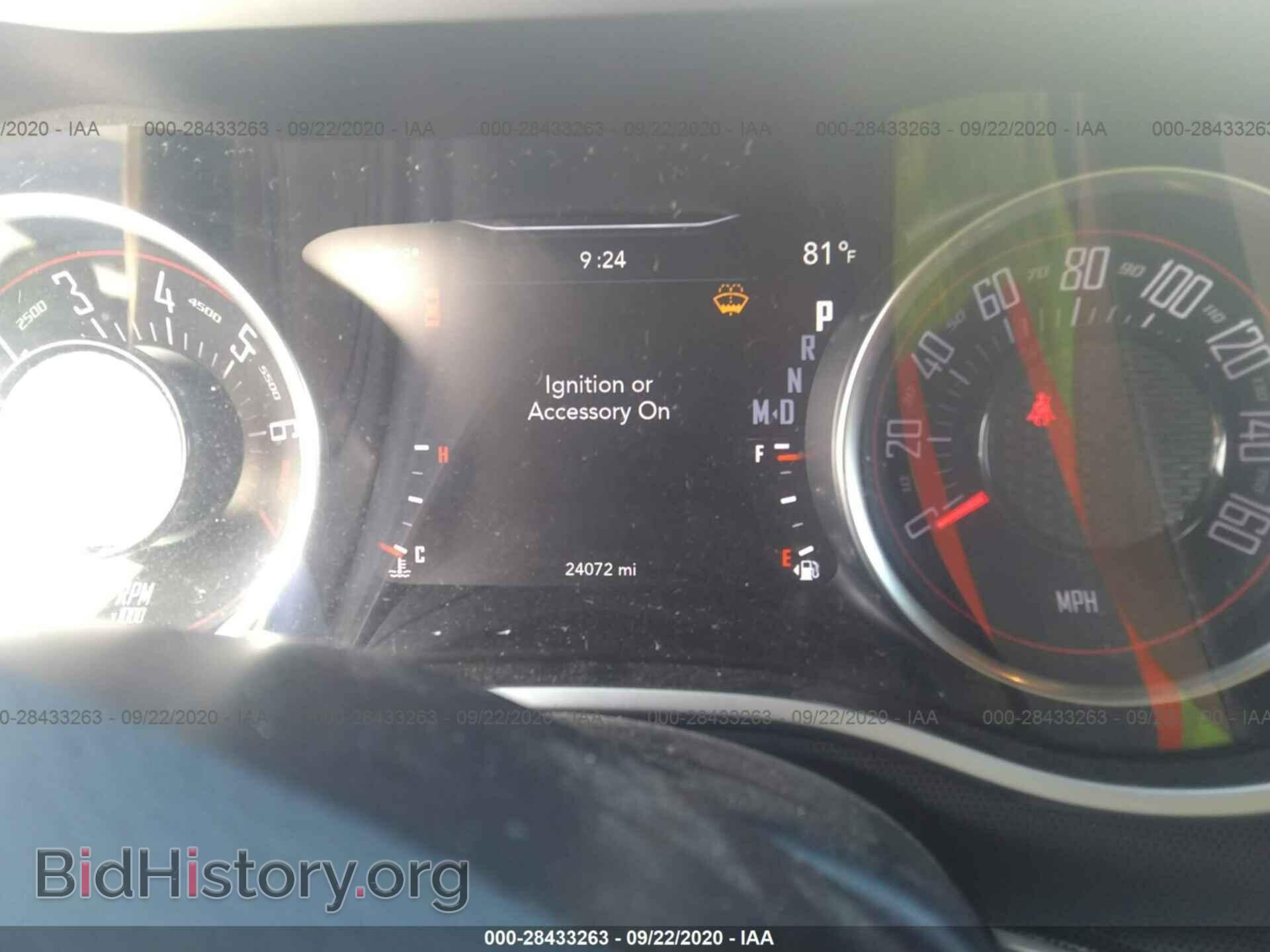 2018 DODGE CHALLENGER - VIN: 2C3CDZAG6JH215076 - Фото 7