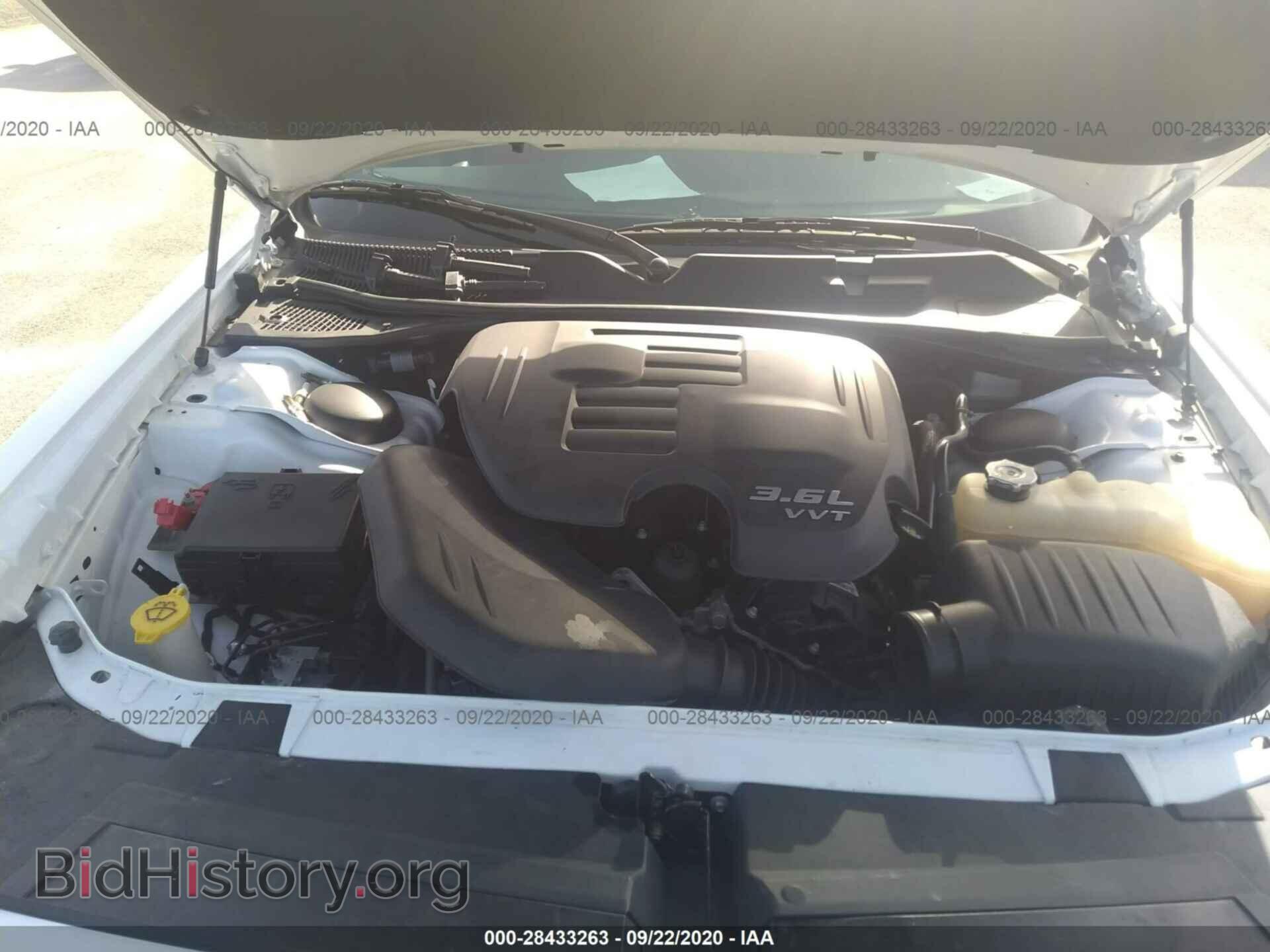 2018 DODGE CHALLENGER - VIN: 2C3CDZAG6JH215076 - Фото 10