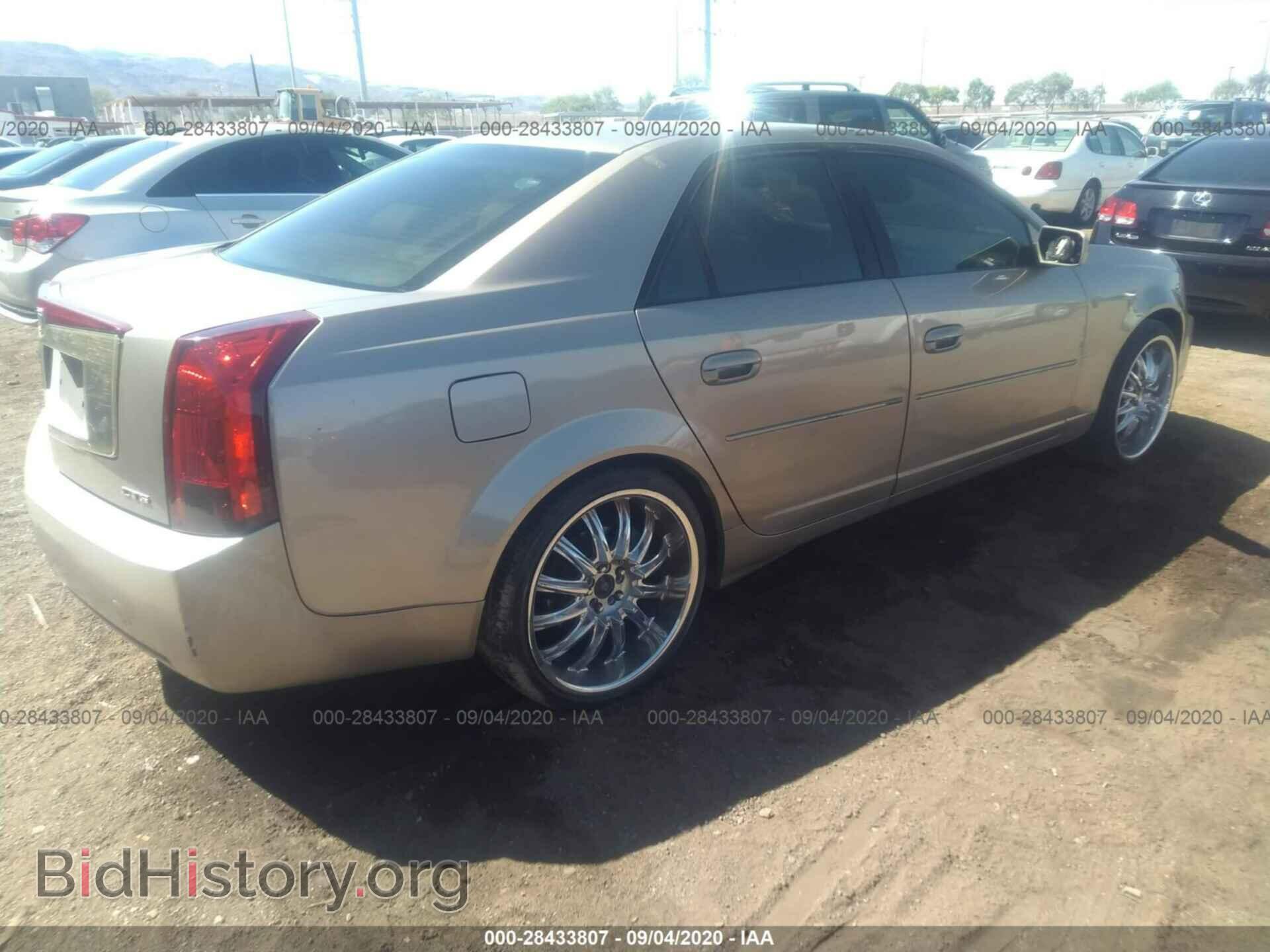 2004 CADILLAC CTS - VIN: 1G6DM577240127962 - Photo 4