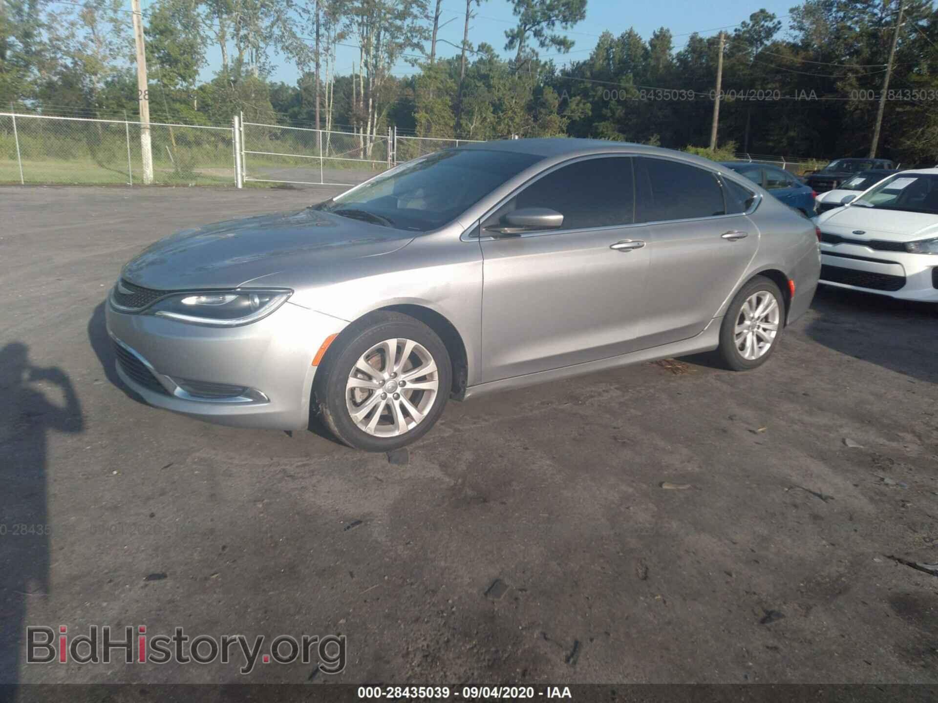 2015 CHRYSLER 200 - VIN: 1C3CCCAB8FN620794 - Photo 2