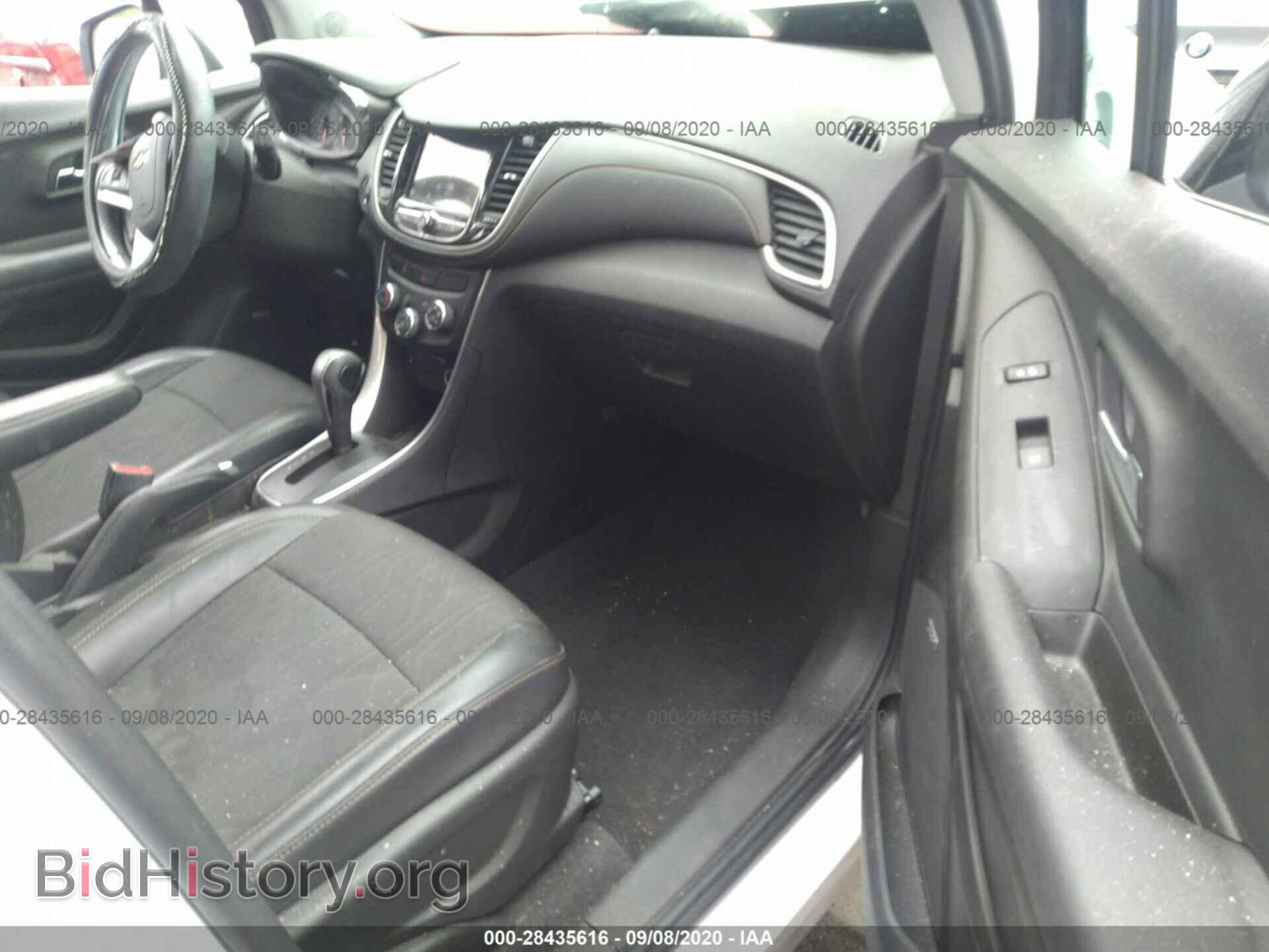 2019 CHEVROLET TRAX - VIN: 3GNCJLSB3KL313826 - Photo 5