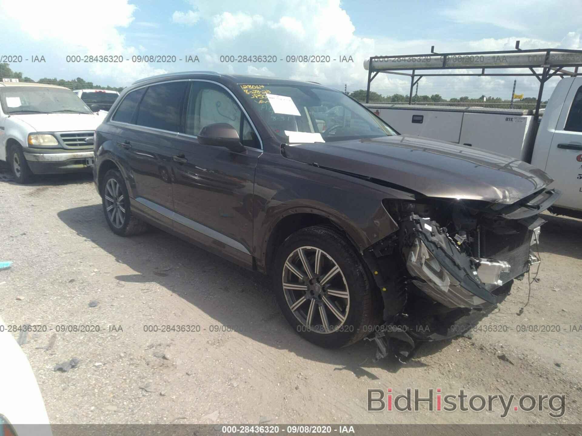 Photo WA1LHAF79JD017383 - AUDI Q7 2018