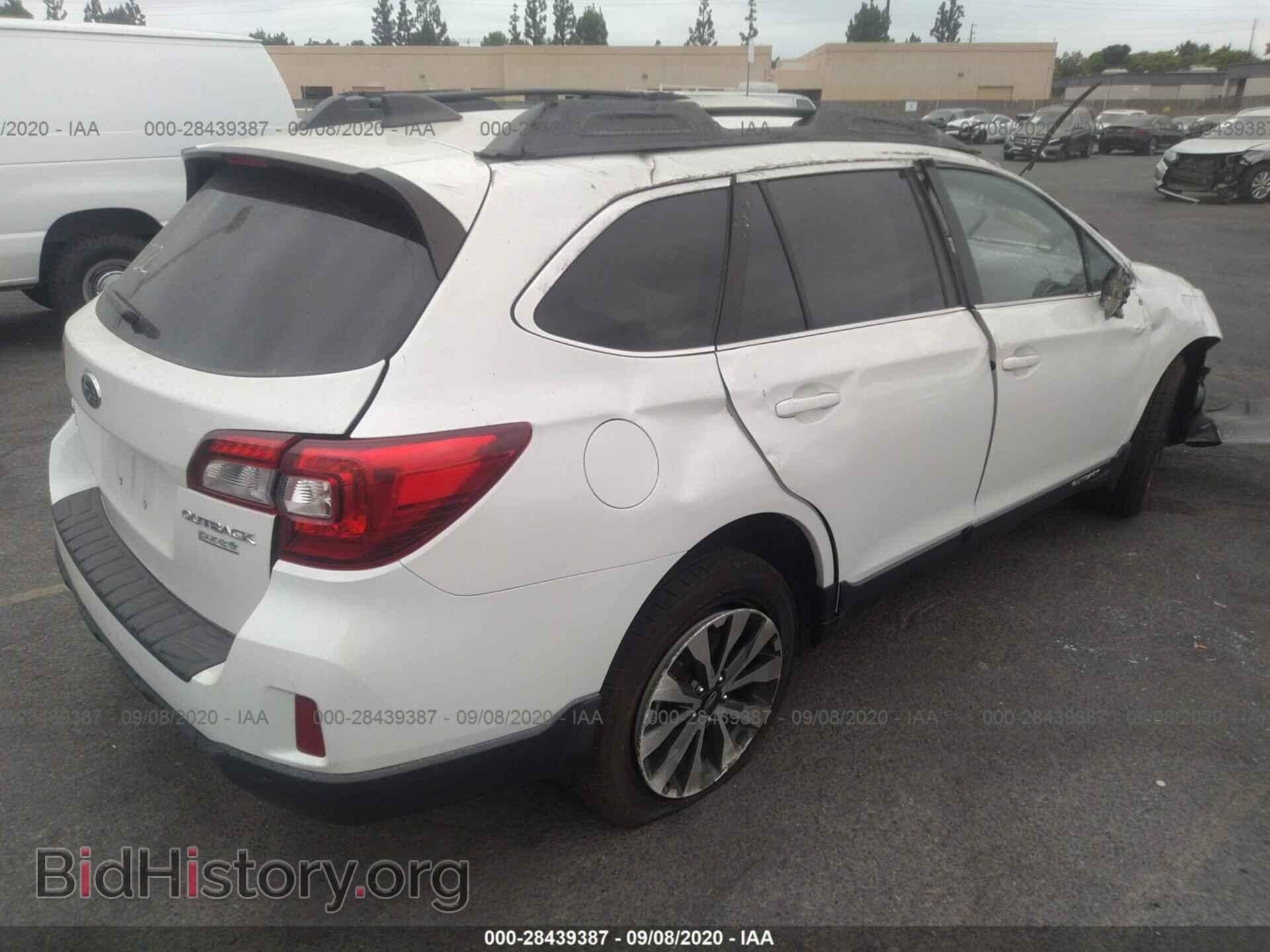 2017 SUBARU OUTBACK - VIN: 4S4BSANC9H3412810 - Фото 4