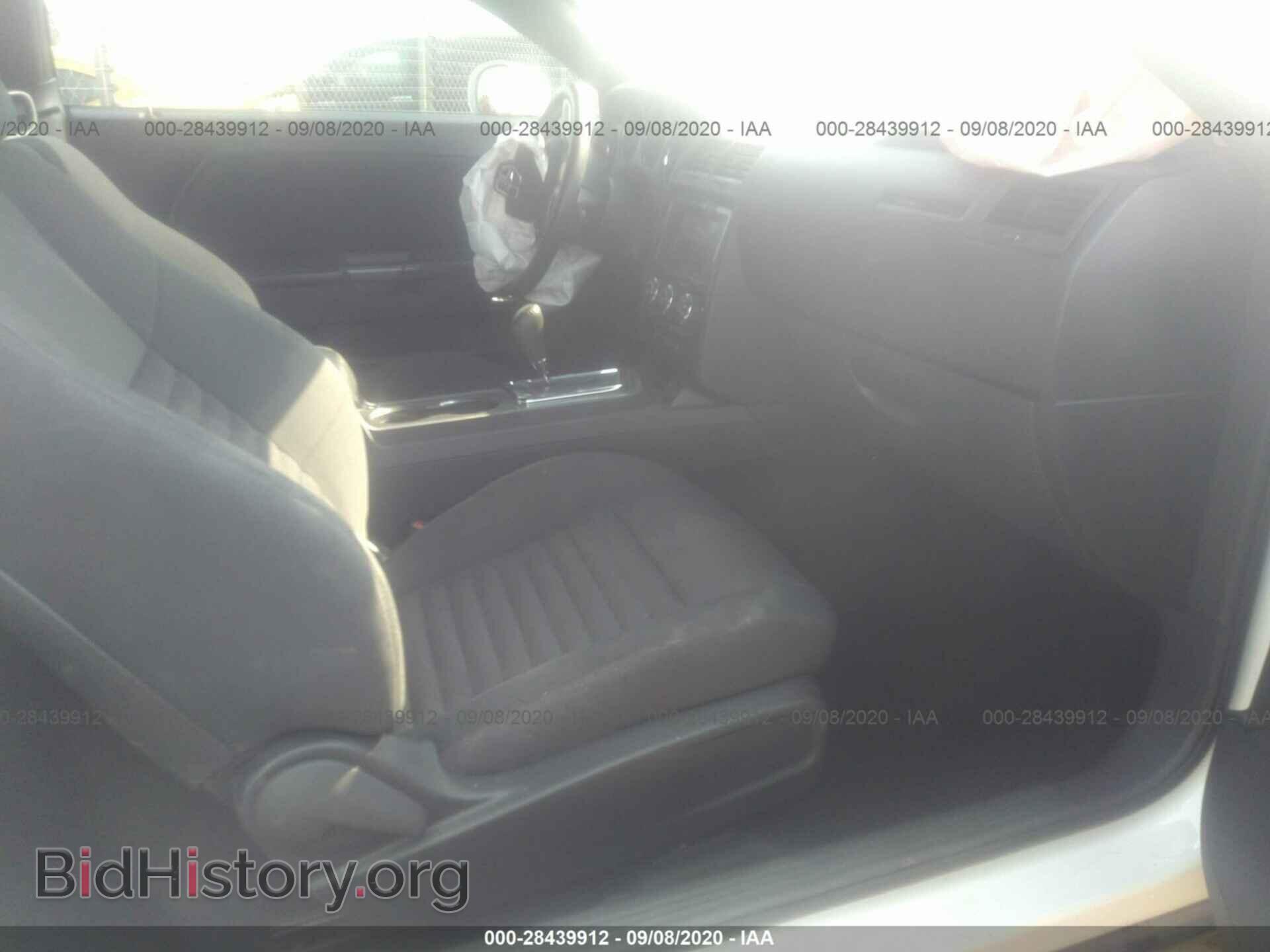 2014 DODGE CHALLENGER - VIN: 2C3CDYAG8EH224622 - Фото 5