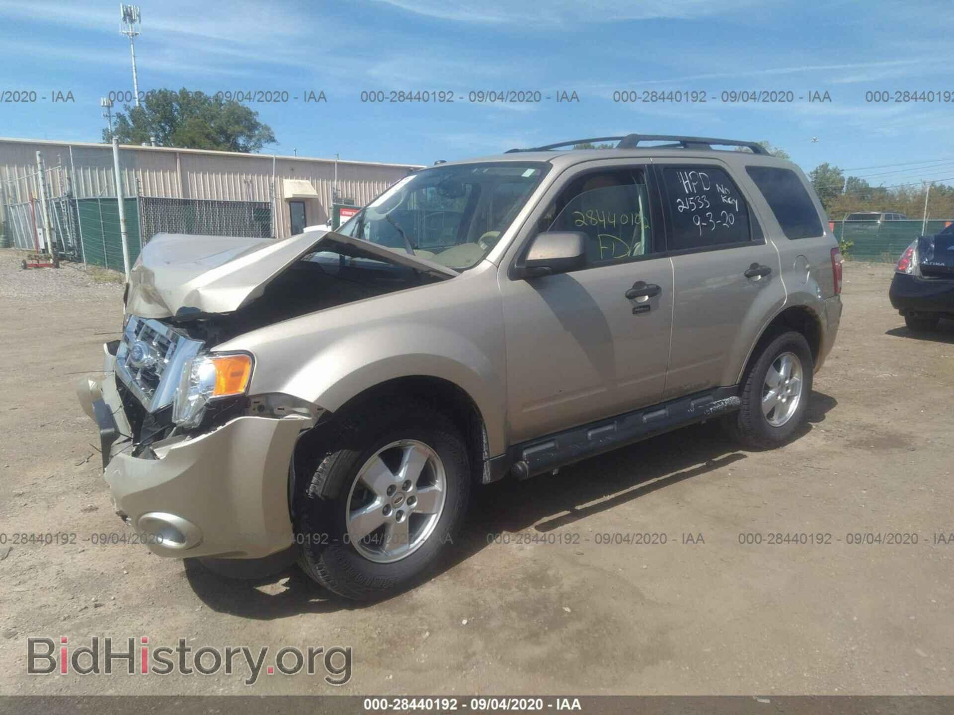 2012 FORD ESCAPE - VIN: 1FMCU0D76CKB29048 - Photo 2