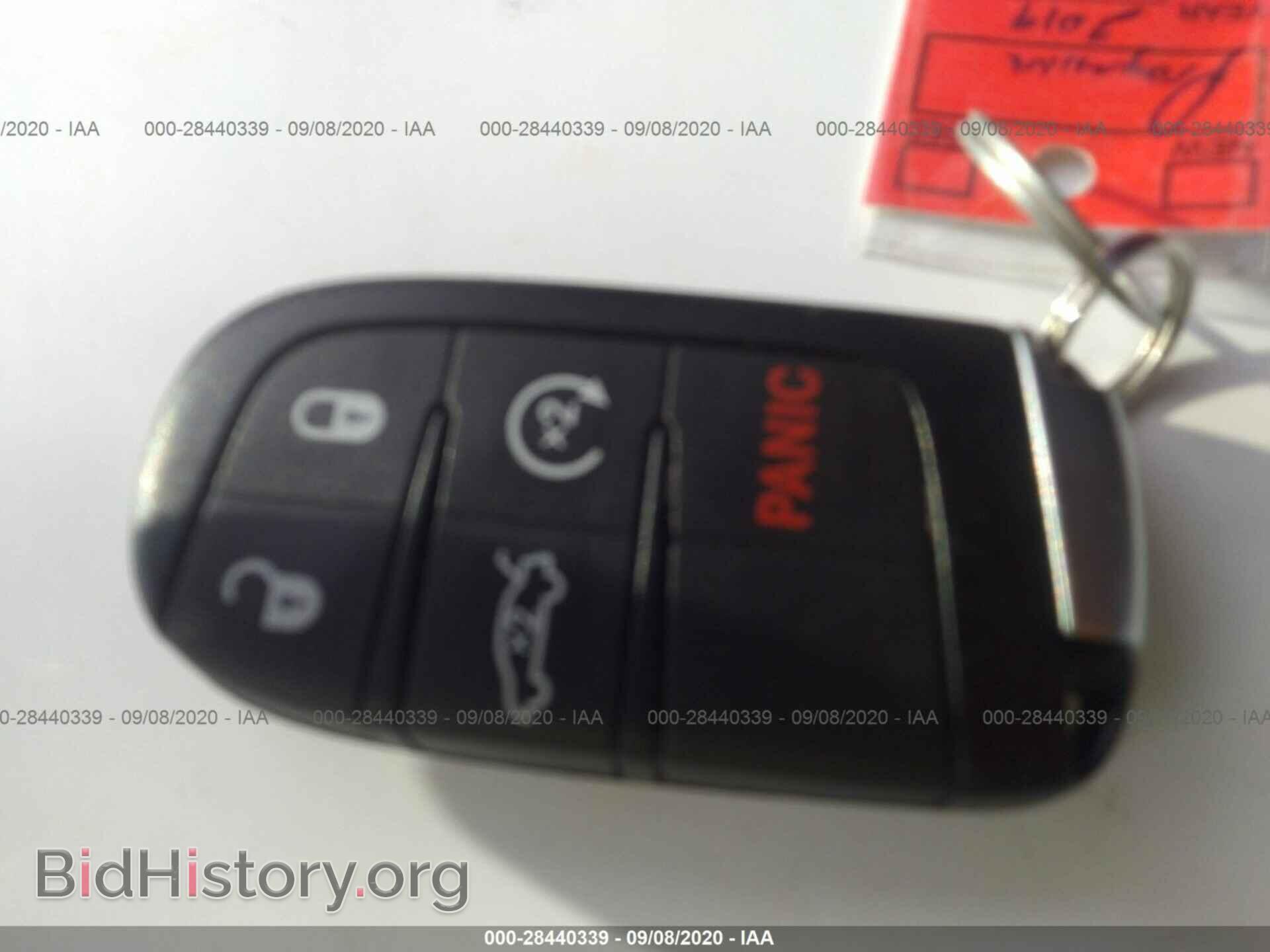 2019 DODGE CHALLENGER - VIN: 2C3CDZAG0KH530263 - Photo 11
