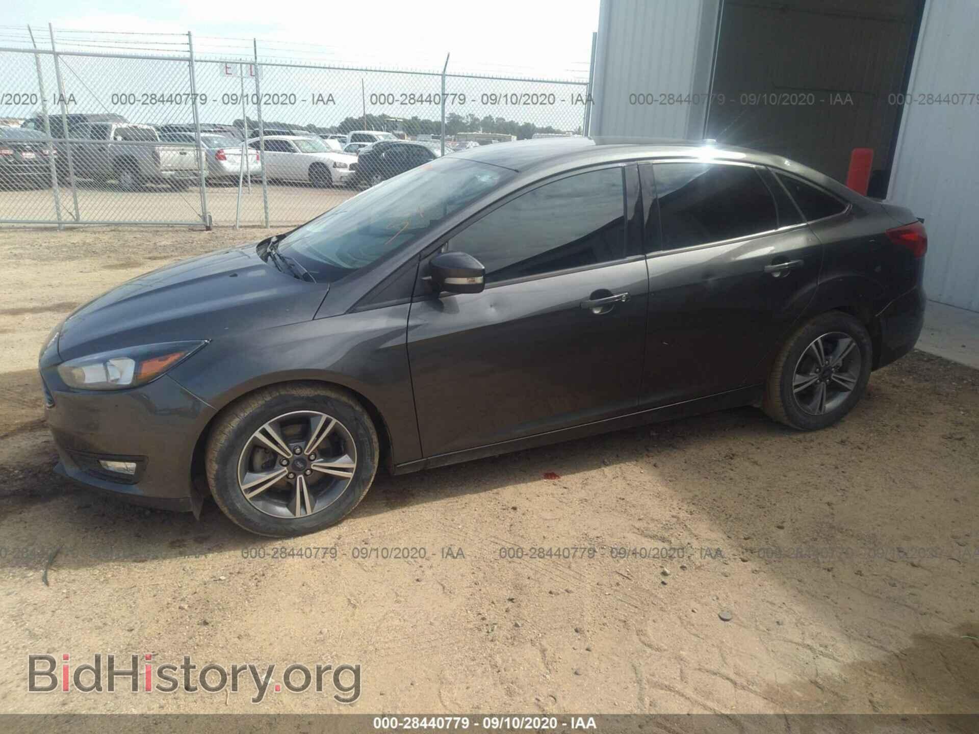 2017 FORD FOCUS - VIN: 1FADP3FE3HL320611 - Фото 2