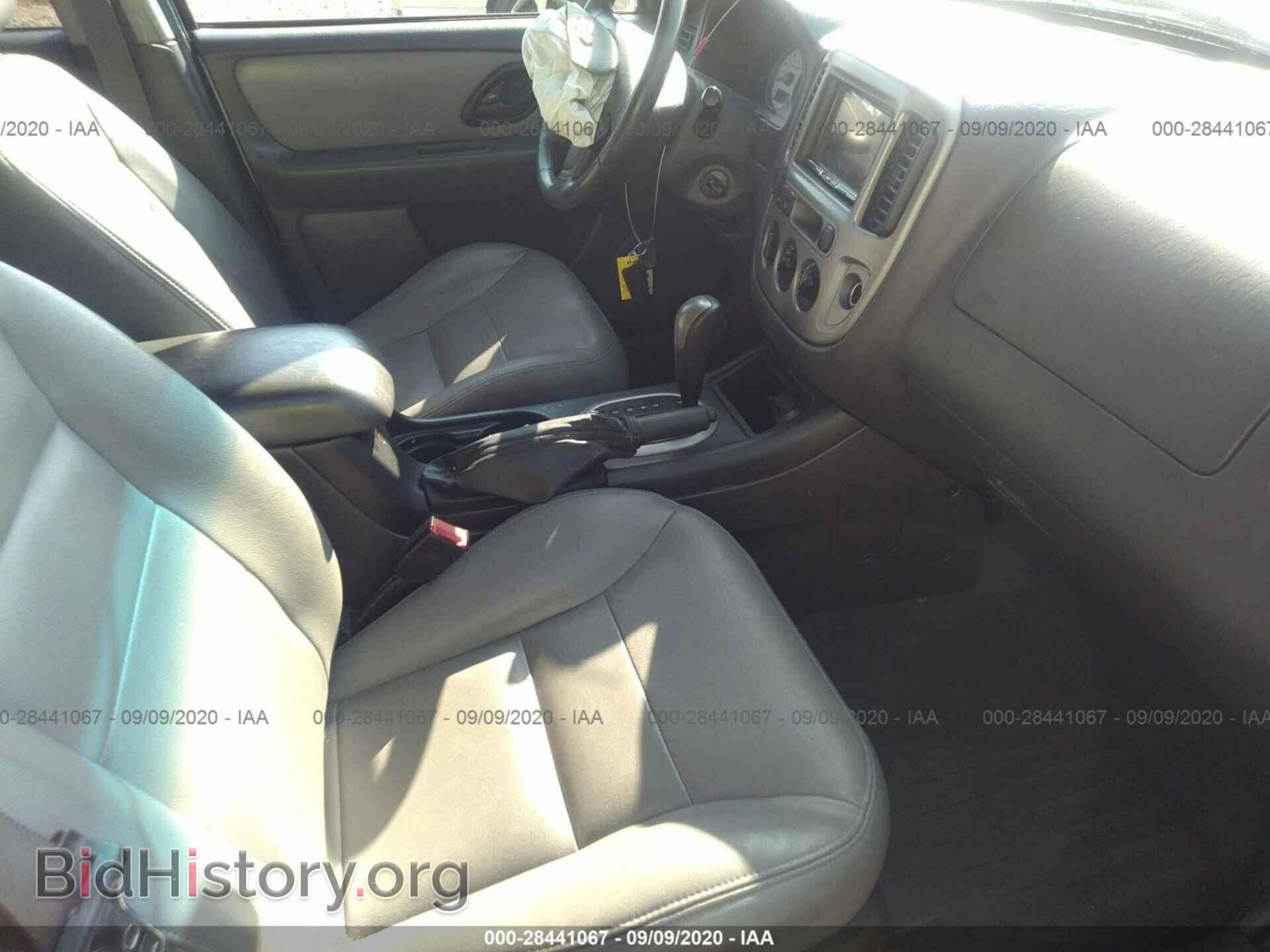 2005 FORD ESCAPE - VIN: 1FMCU93145KA28093 - Фото 5