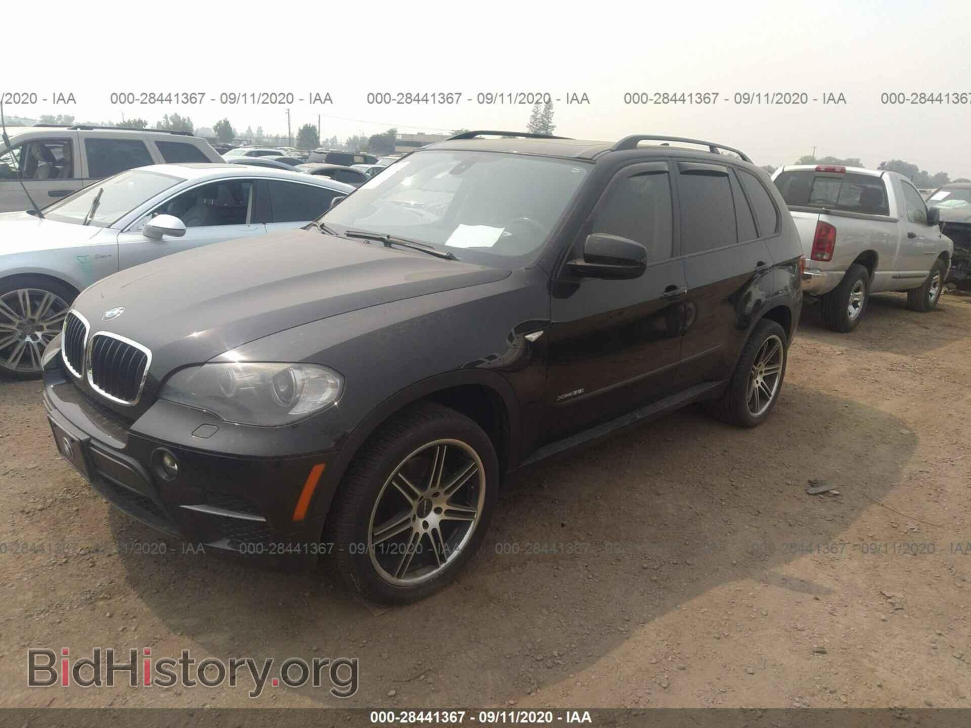2011 BMW X5 - VIN: 5UXZV4C52BL742942 - Фото 2