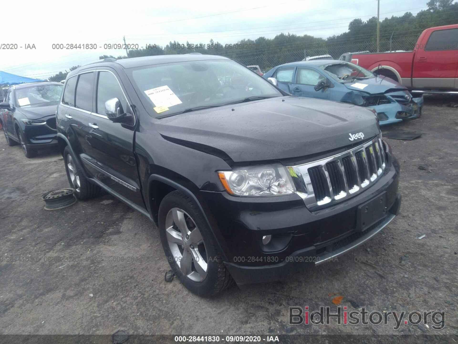 Photo 1J4RR5GG4BC565411 - JEEP GRAND CHEROKEE 2011