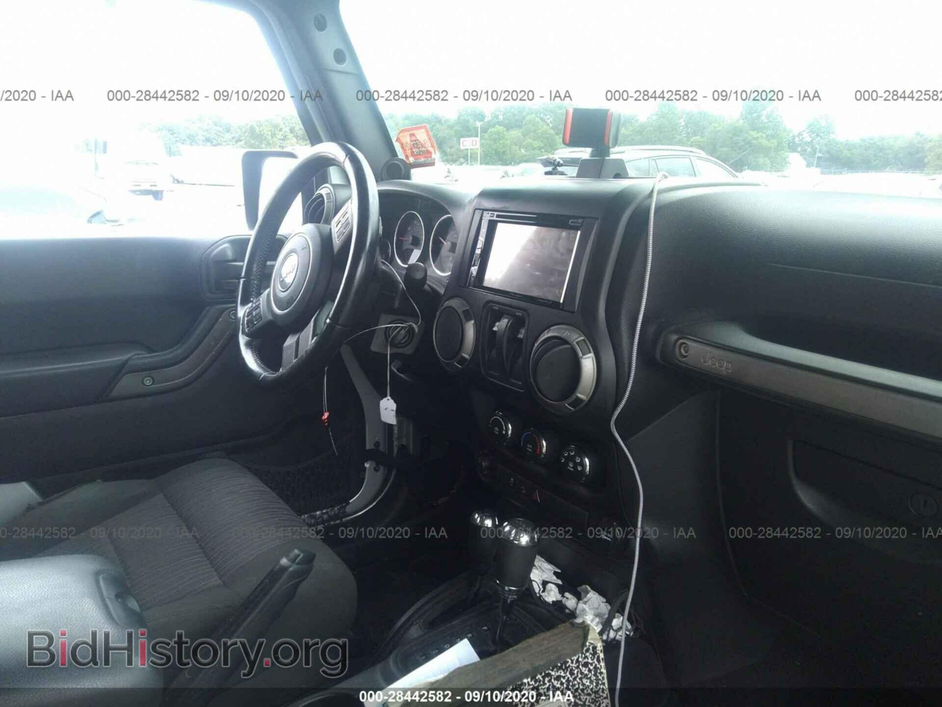 2011 JEEP WRANGLER - VIN: 1J4AA2D12BL581870 - Фото 5