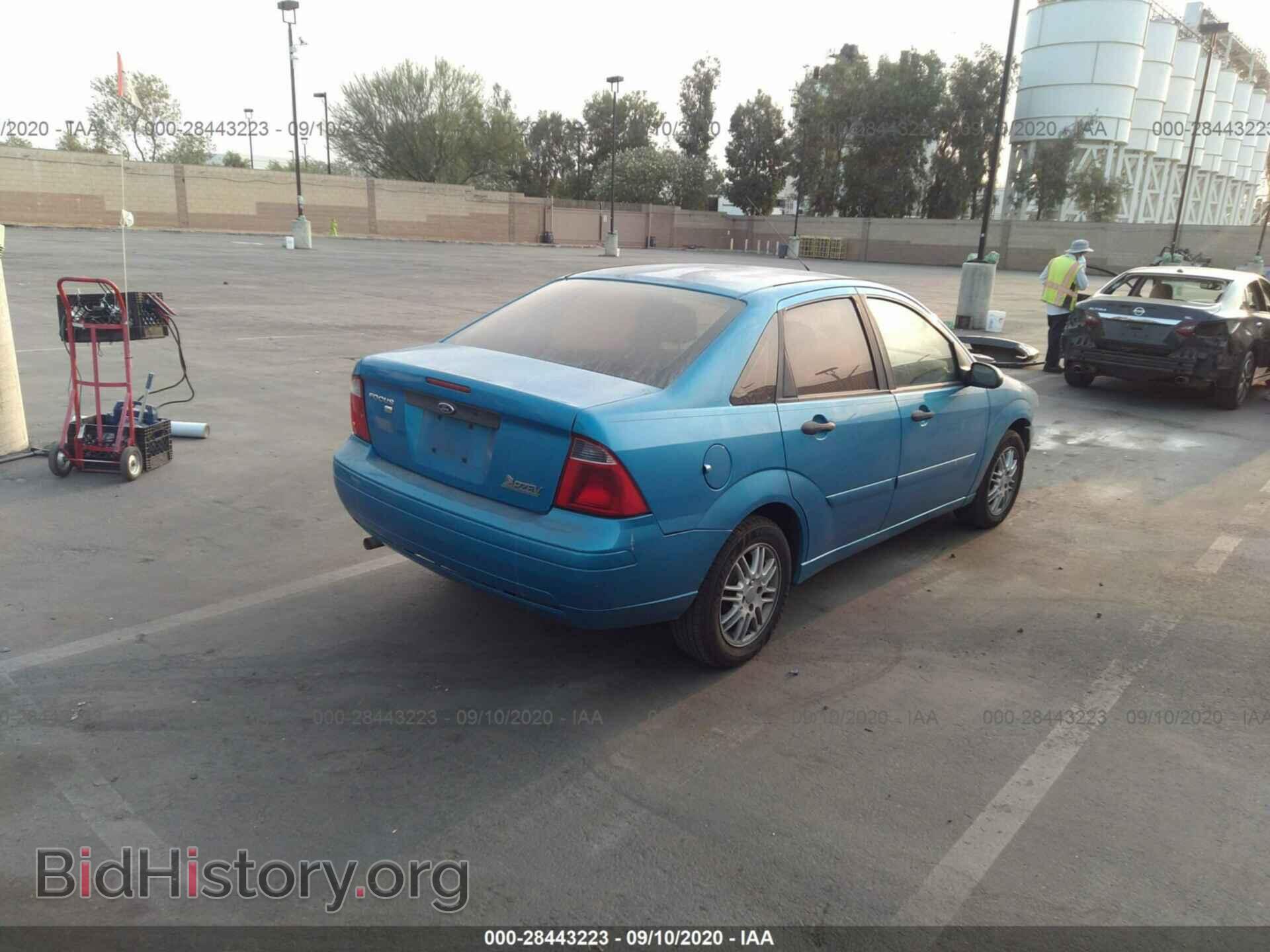 2007 FORD FOCUS - VIN: 1FAHP34N97W156461 - Фото 4