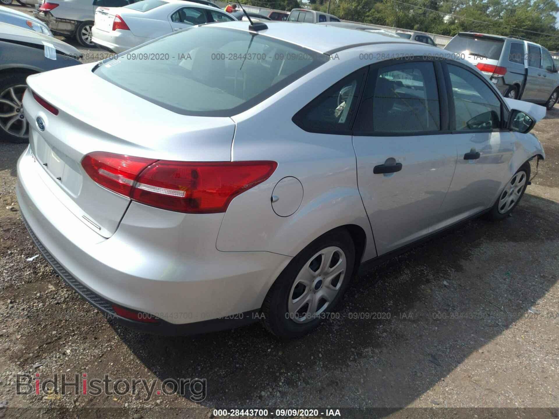 2016 FORD FOCUS - VIN: 1FADP3E29GL358205 - Photo 4