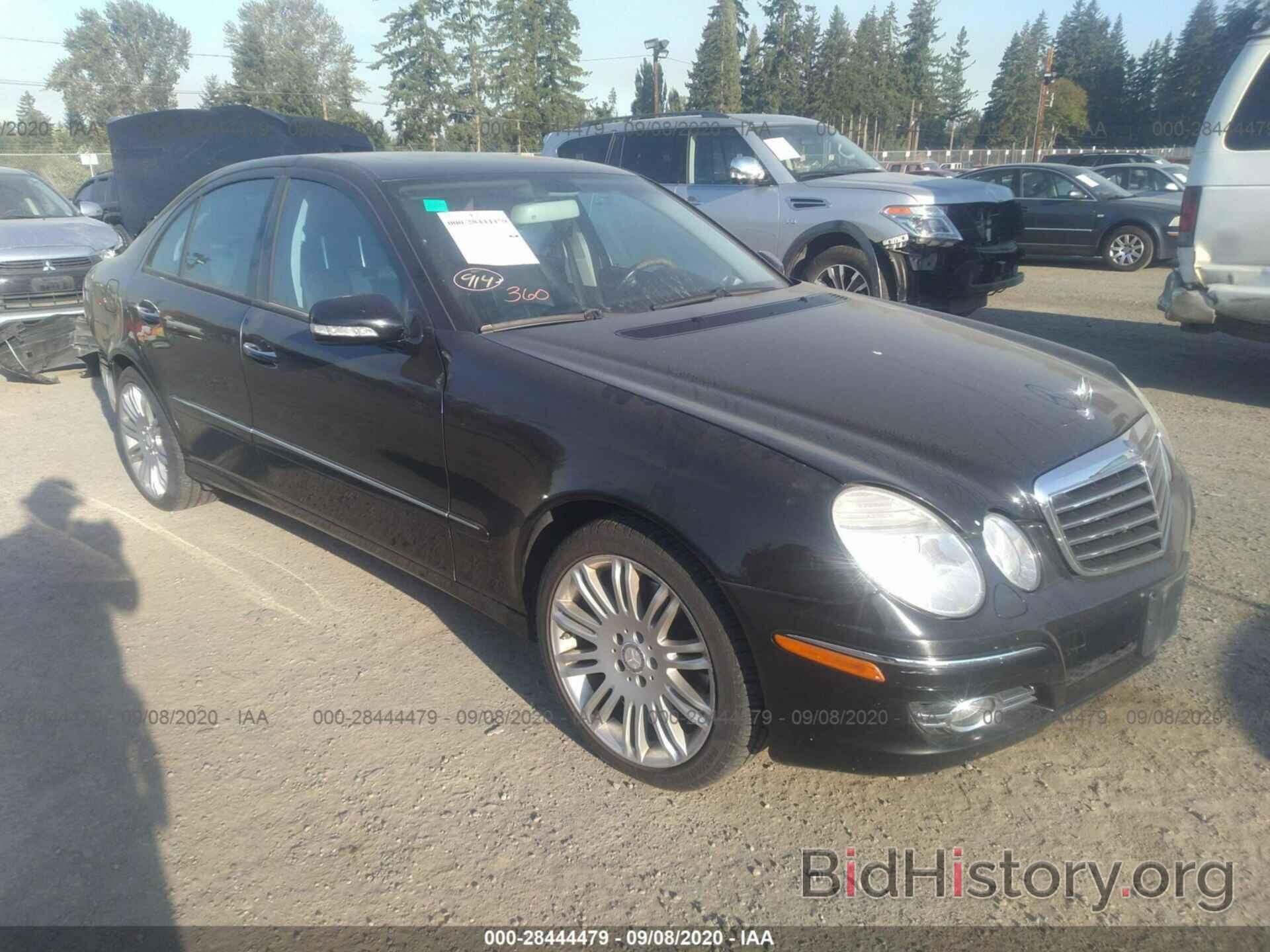 Photo WDBUF87XX8B303710 - MERCEDES-BENZ E-CLASS 2008