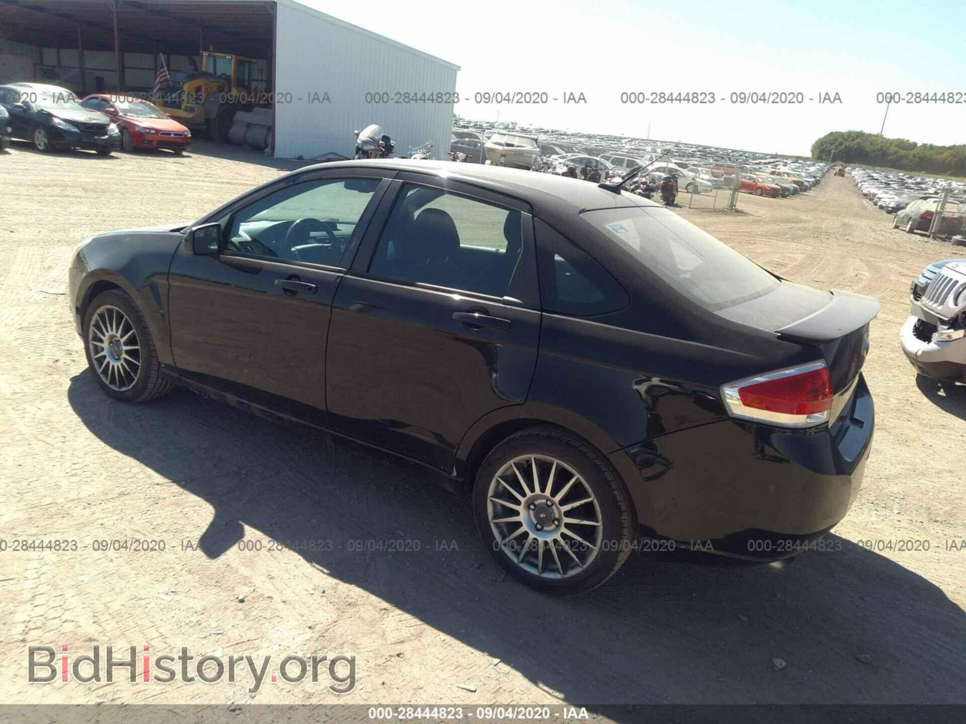 2009 FORD FOCUS - VIN: 1FAHP36N99W152569 - Фото 3