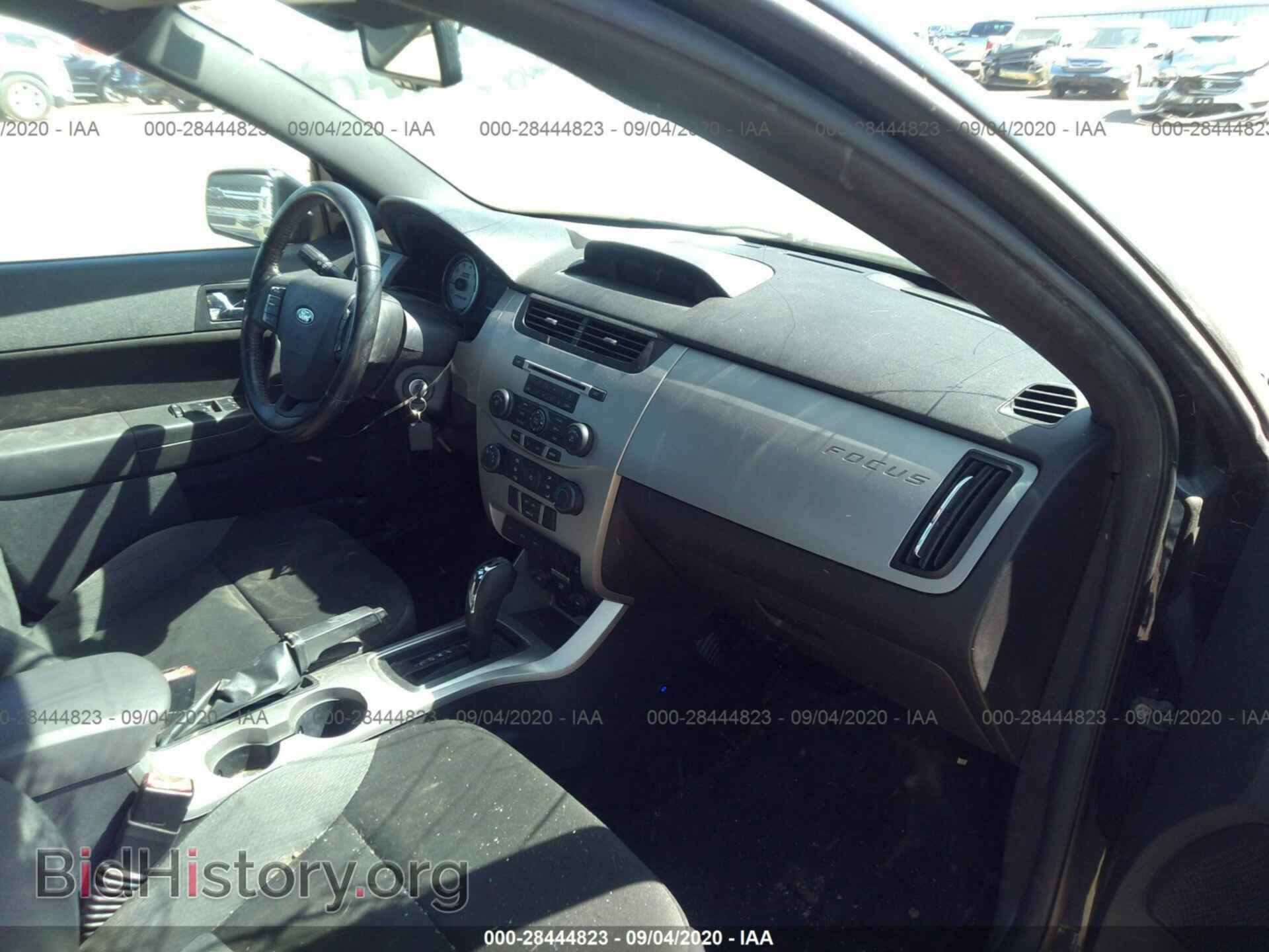 2009 FORD FOCUS - VIN: 1FAHP36N99W152569 - Фото 5