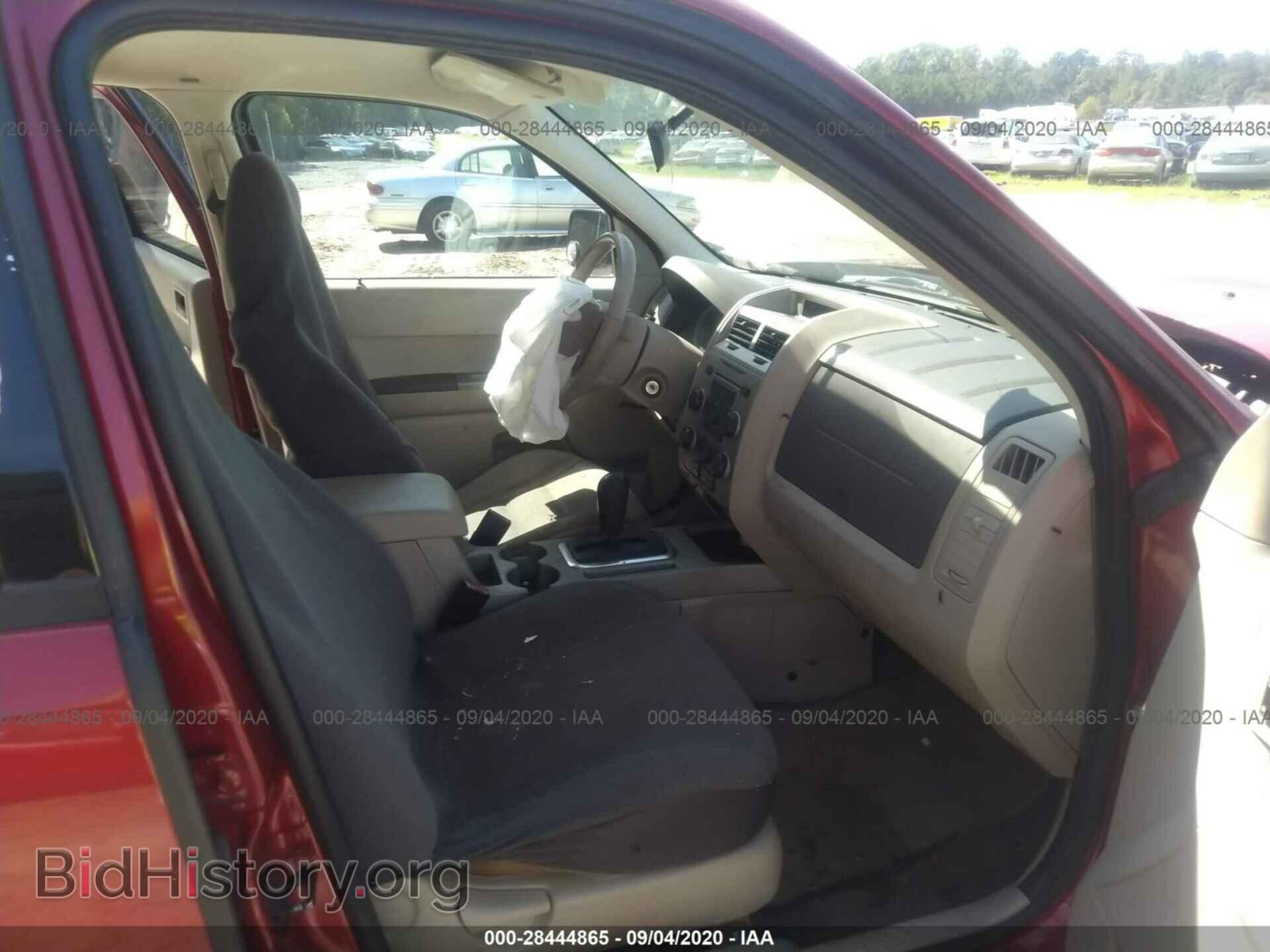 2008 FORD ESCAPE - VIN: 1FMCU03Z68KA12127 - Photo 5