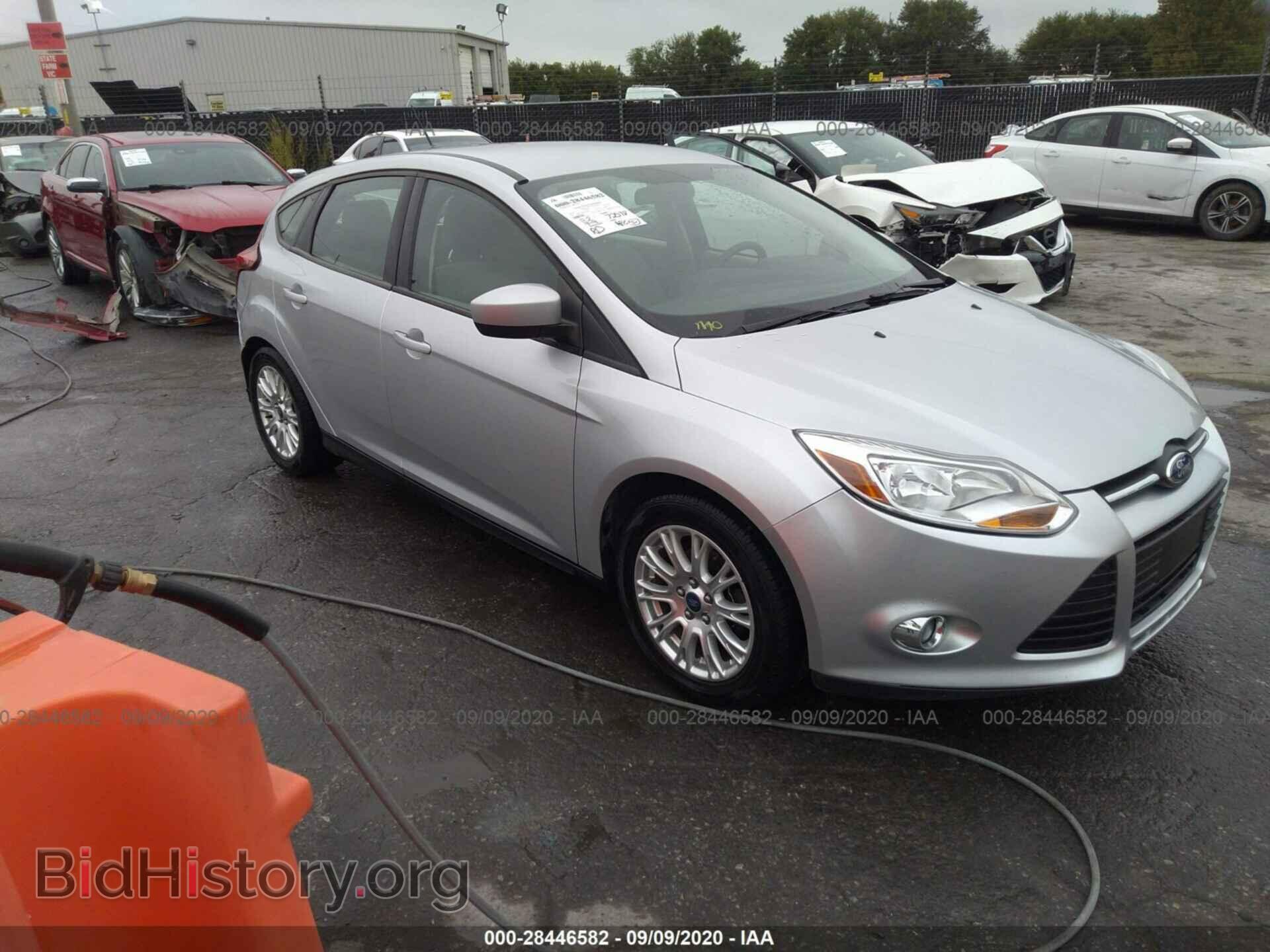 Фотография 1FAHP3K29CL136182 - FORD FOCUS 2012