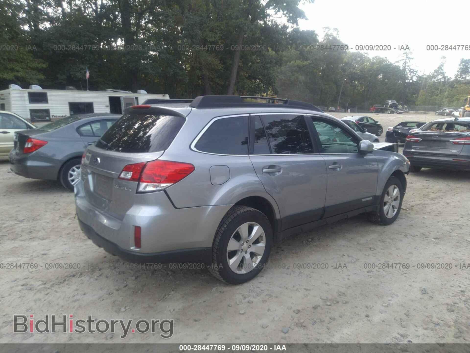 2011 SUBARU OUTBACK - VIN: 4S4BRBCC7B3363991 - Фото 4