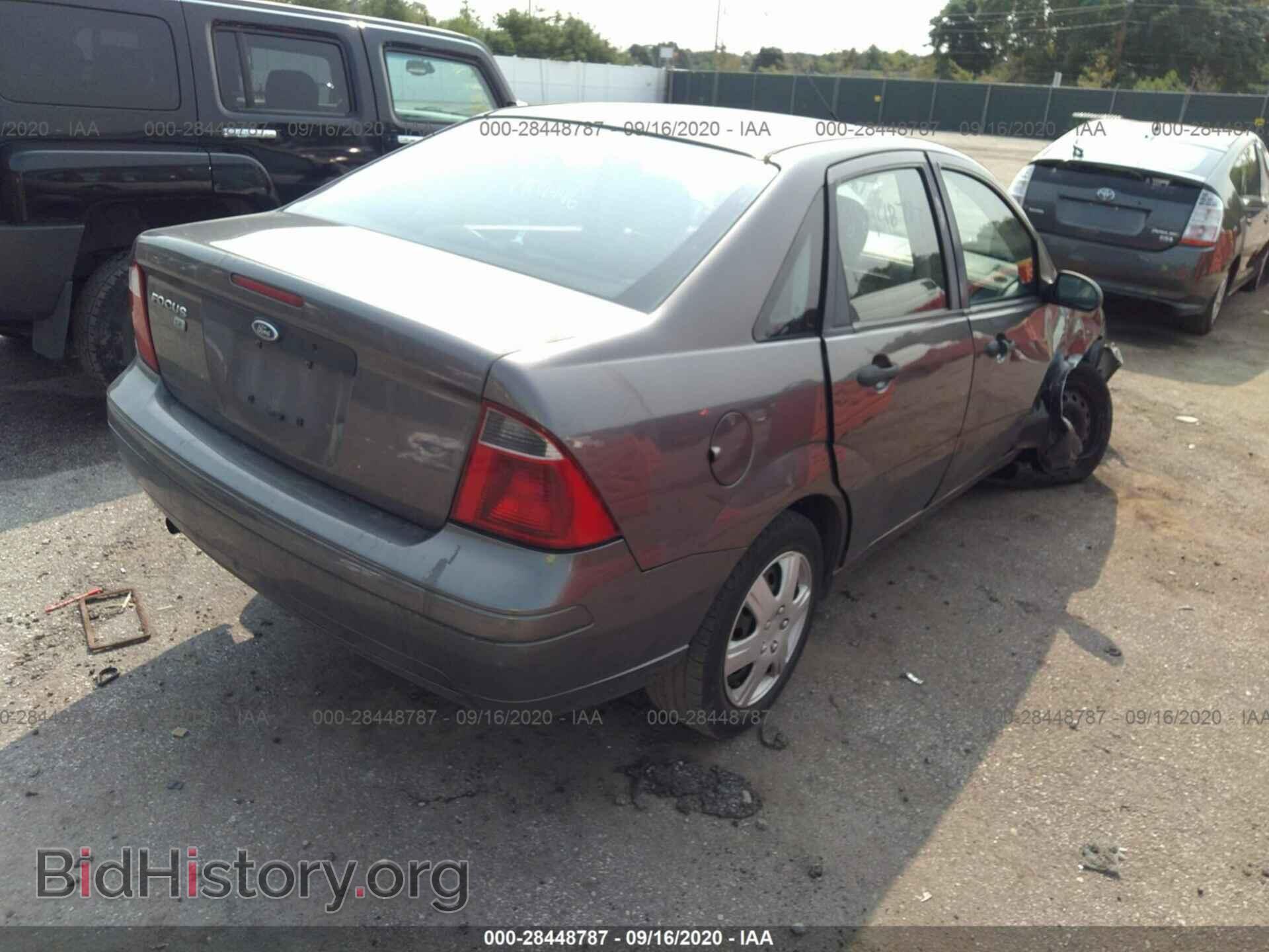 2007 FORD FOCUS - VIN: 1FAHP34N37W298739 - Фото 4