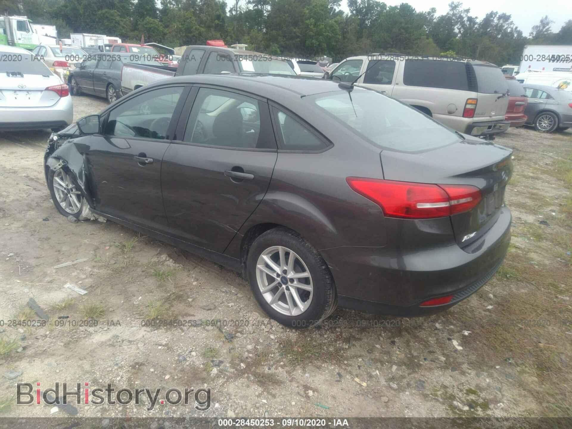 2017 FORD FOCUS - VIN: 1FADP3F26HL274696 - Фото 3