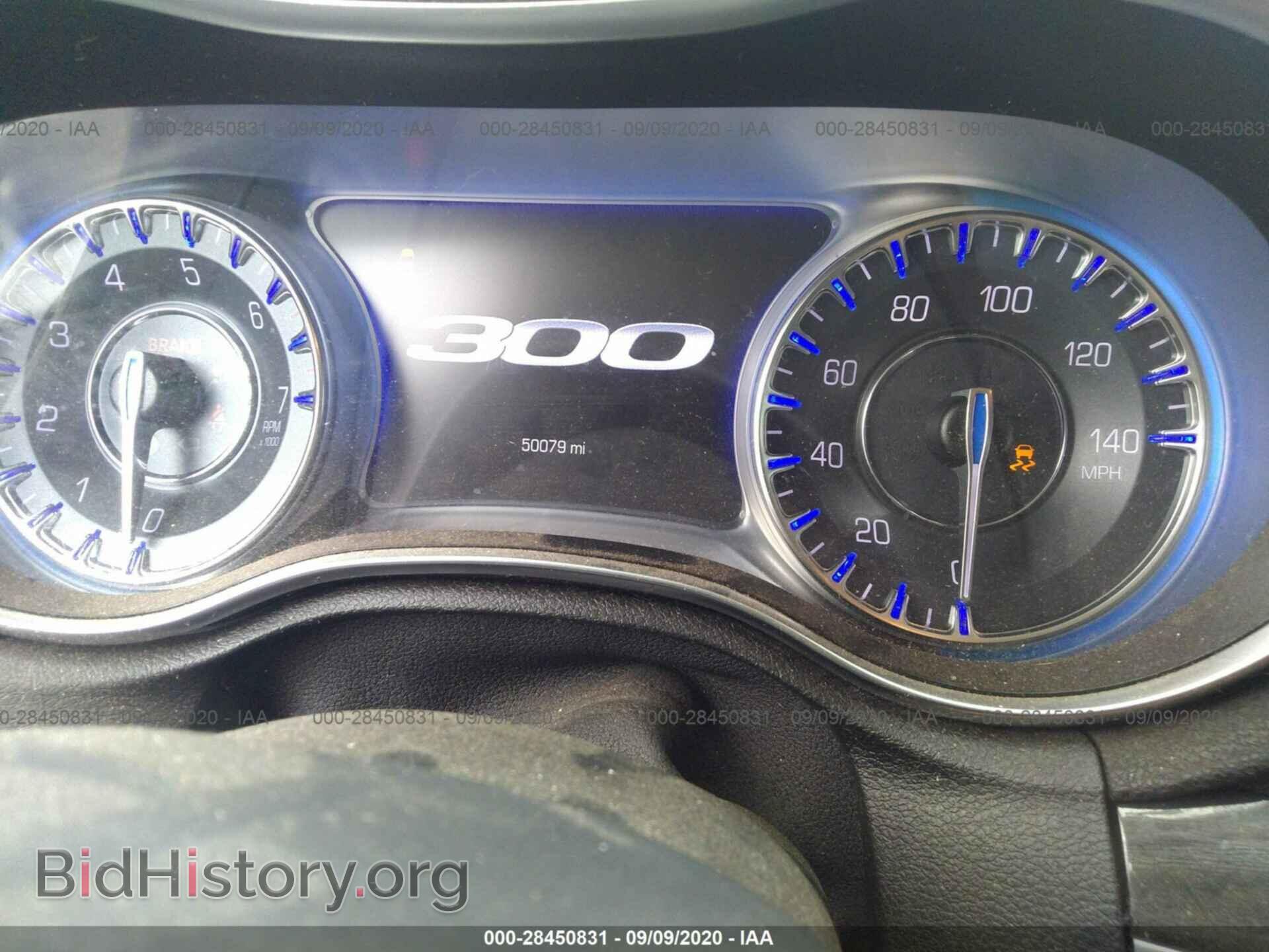 2018 CHRYSLER 300 - VIN: 2C3CCAAG7JH320021 - Фото 7