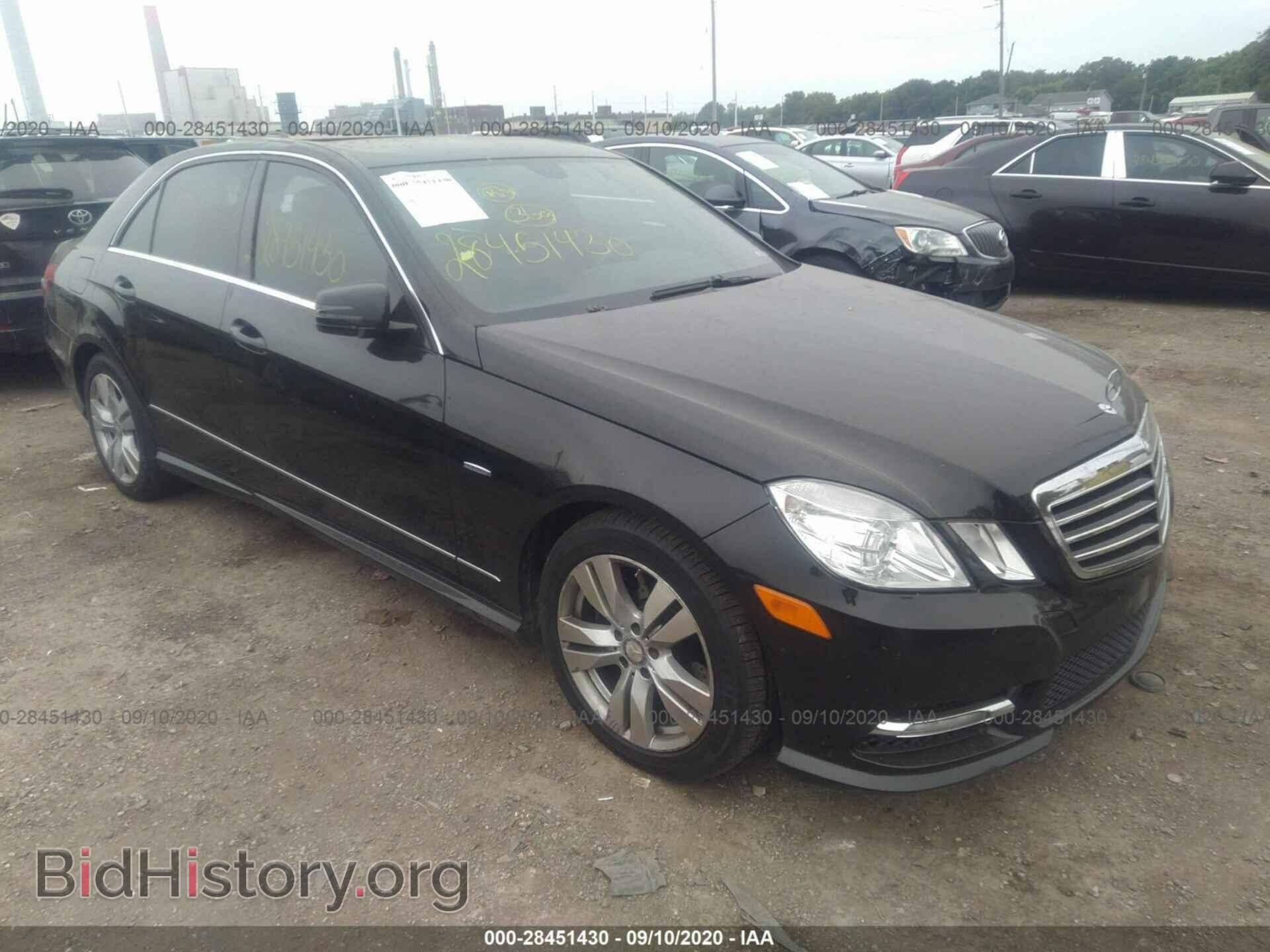 Photo WDDHF2EBXCA577503 - MERCEDES-BENZ E-CLASS 2012