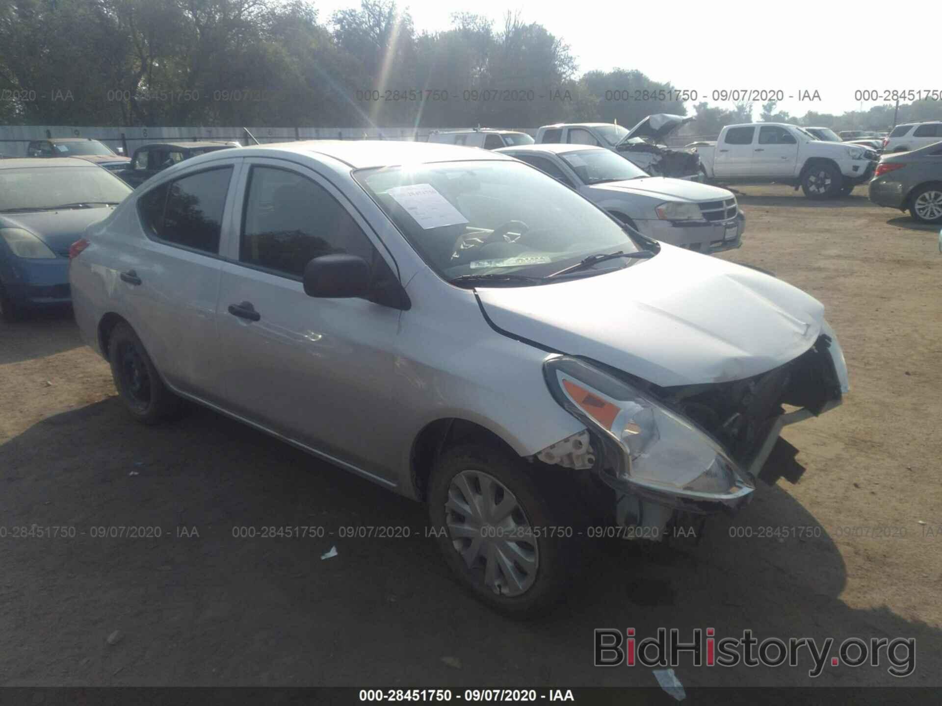 Photo 3N1CN7AP8FL811563 - NISSAN VERSA 2015