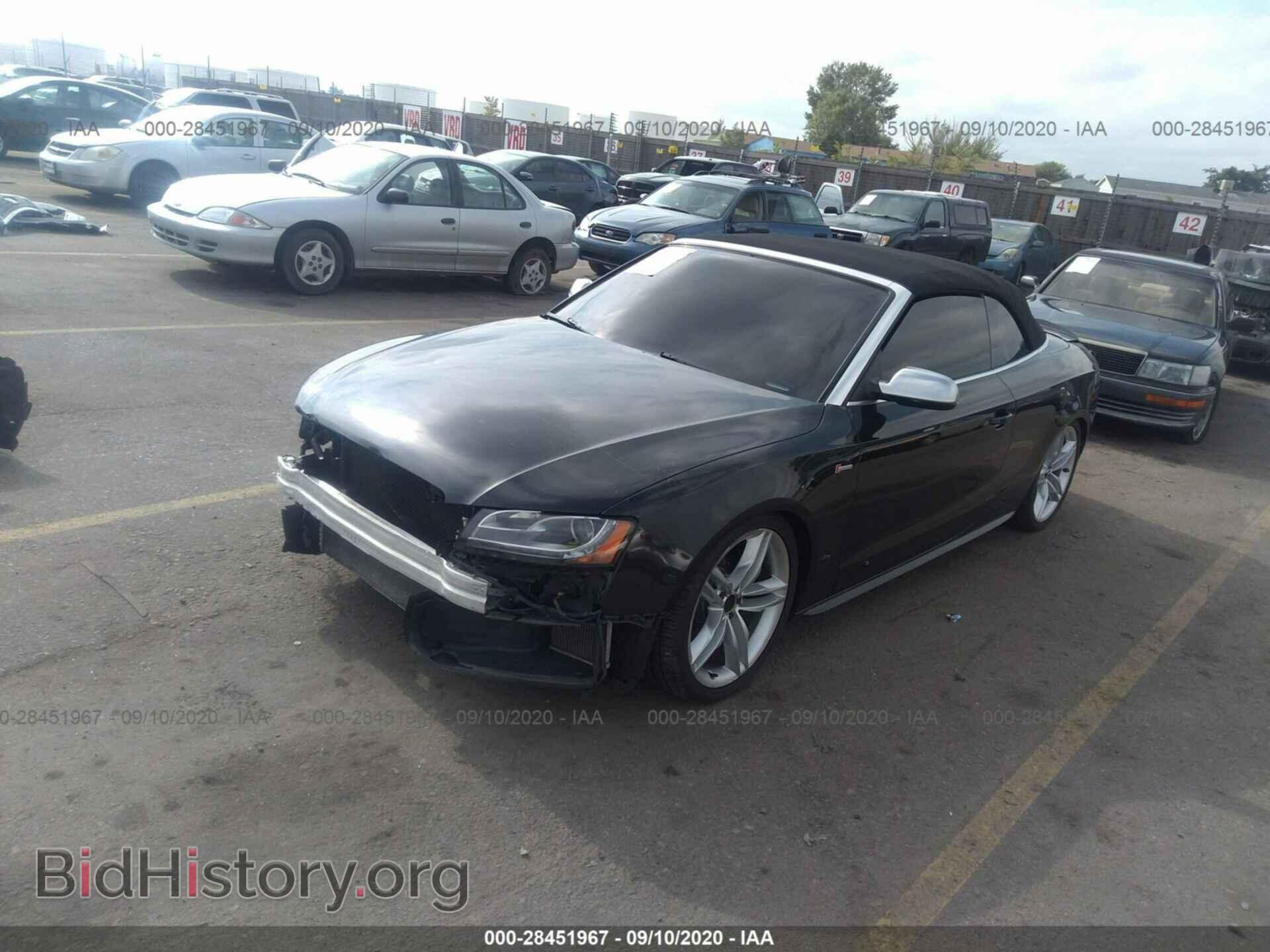 2012 AUDI S5 - VIN: WAUCGAFH3CN003569 - Photo 2