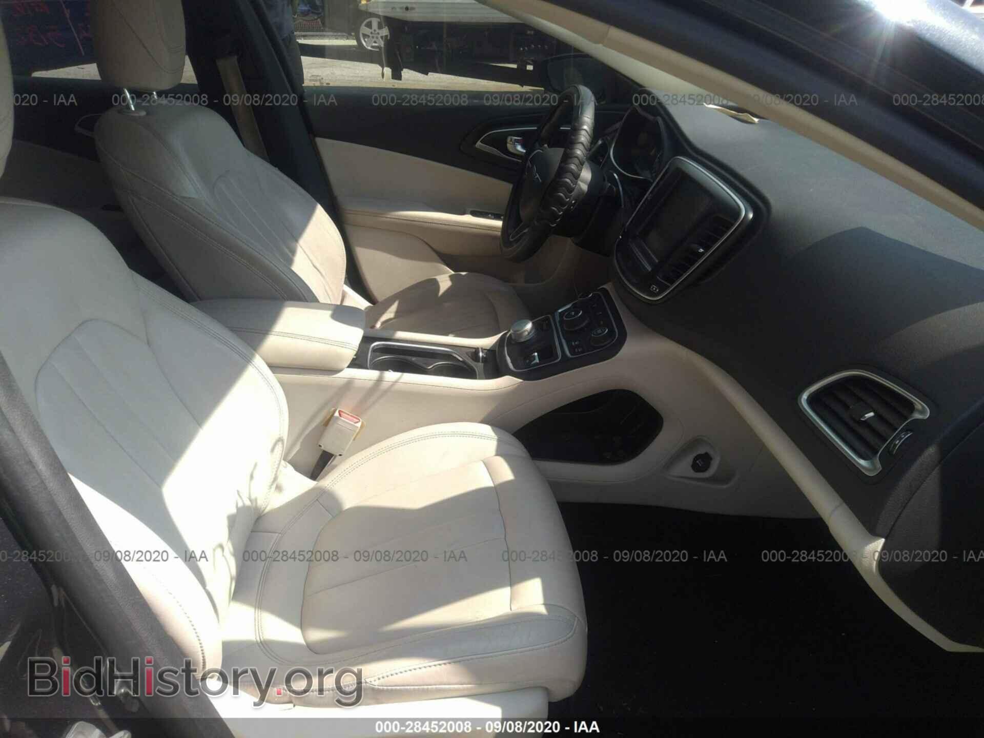 2016 CHRYSLER 200 - VIN: 1C3CCCABXGN185021 - Фото 5