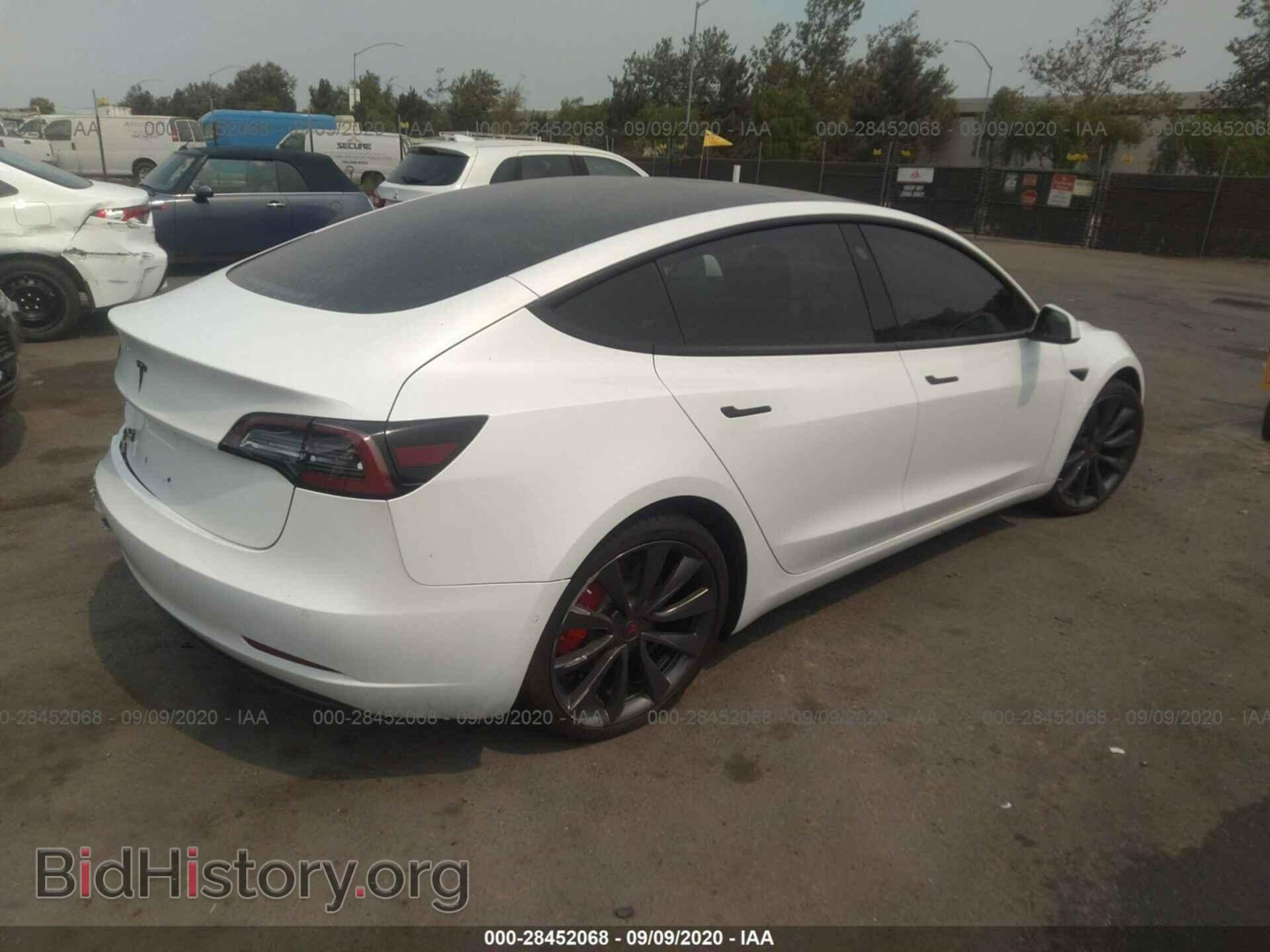 2018 TESLA MODEL 3 - VIN: 5YJ3E1EB7JF106513 - Фото 4