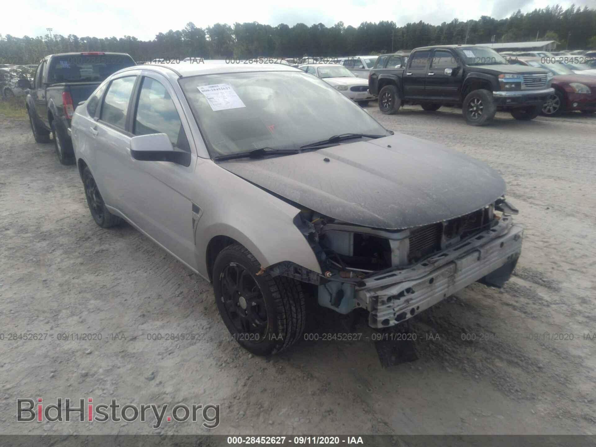 Photo 1FAHP35N38W156276 - FORD FOCUS 2008
