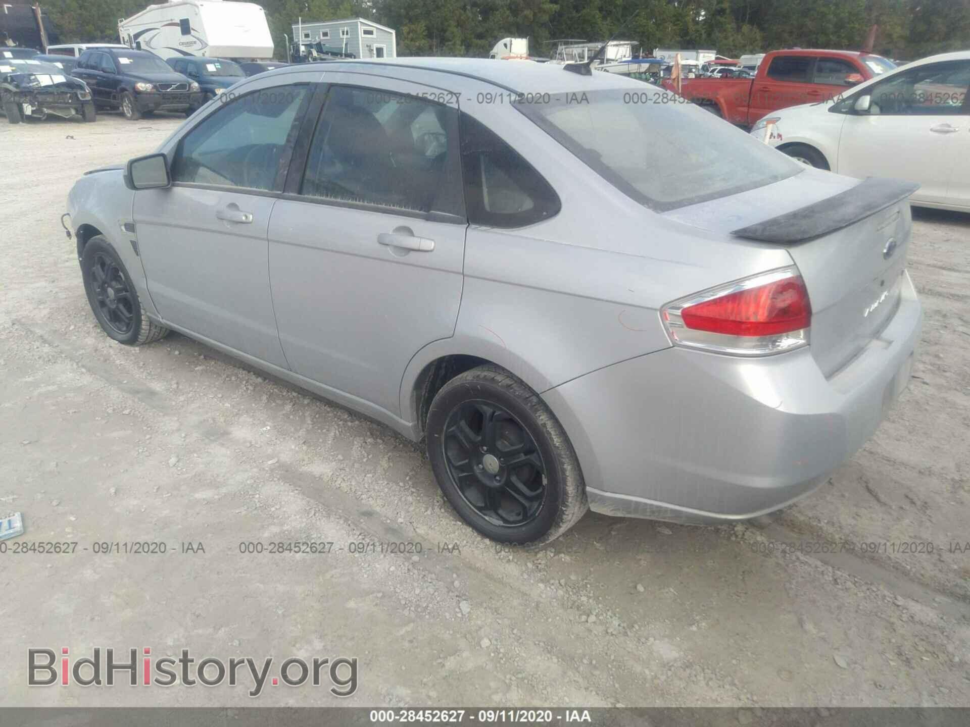 2008 FORD FOCUS - VIN: 1FAHP35N38W156276 - Фото 3